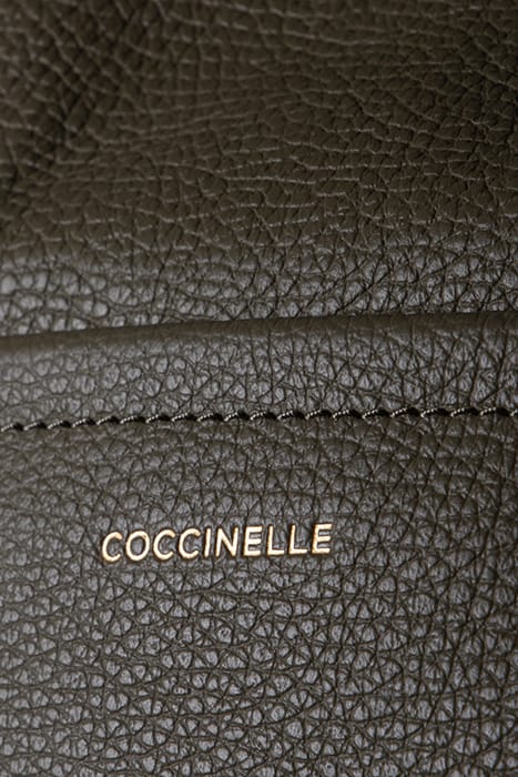 GRAINED LEATHER SIGNATURE TOTE BAG 5