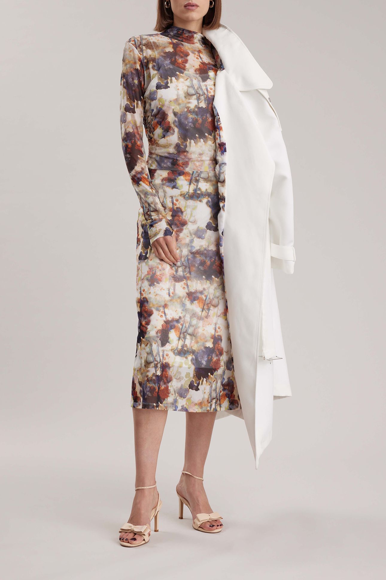 ELEA ROBE WHITE 5