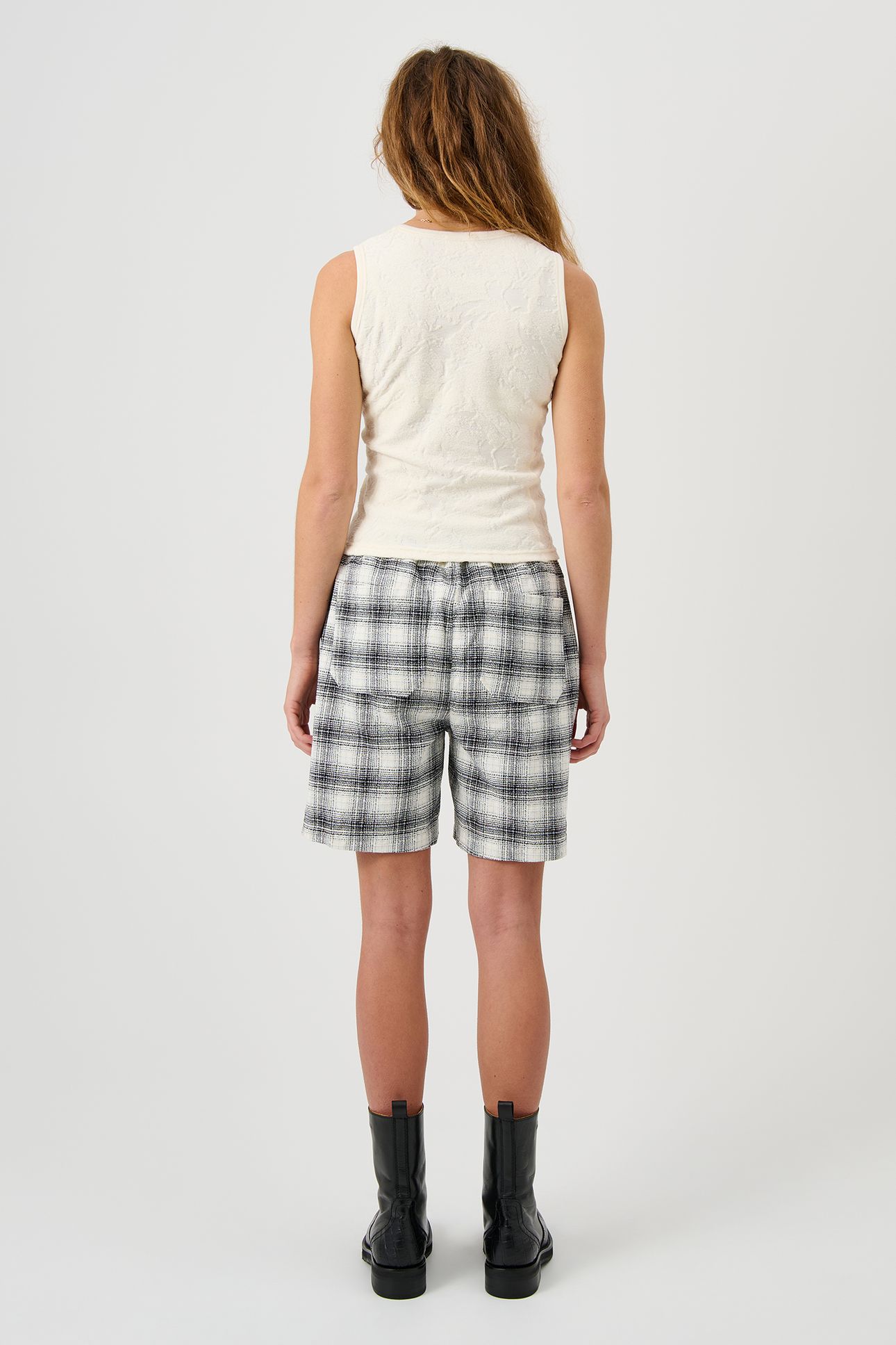 MIRA PLUSH TOP OFF WHITE 2