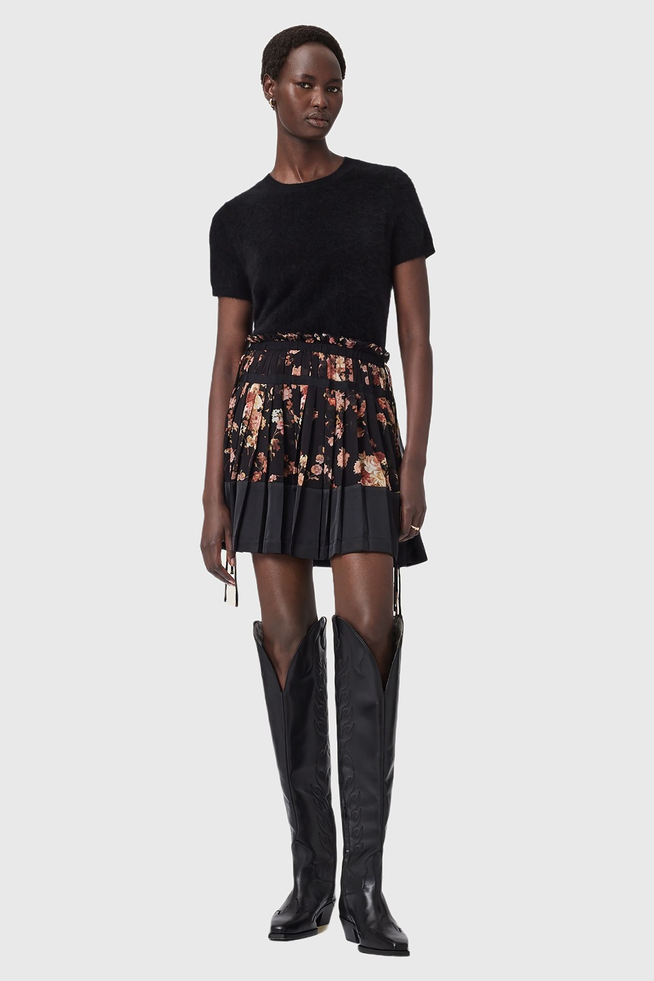 SAFFRON SKIRT ARMADA BLACK 2