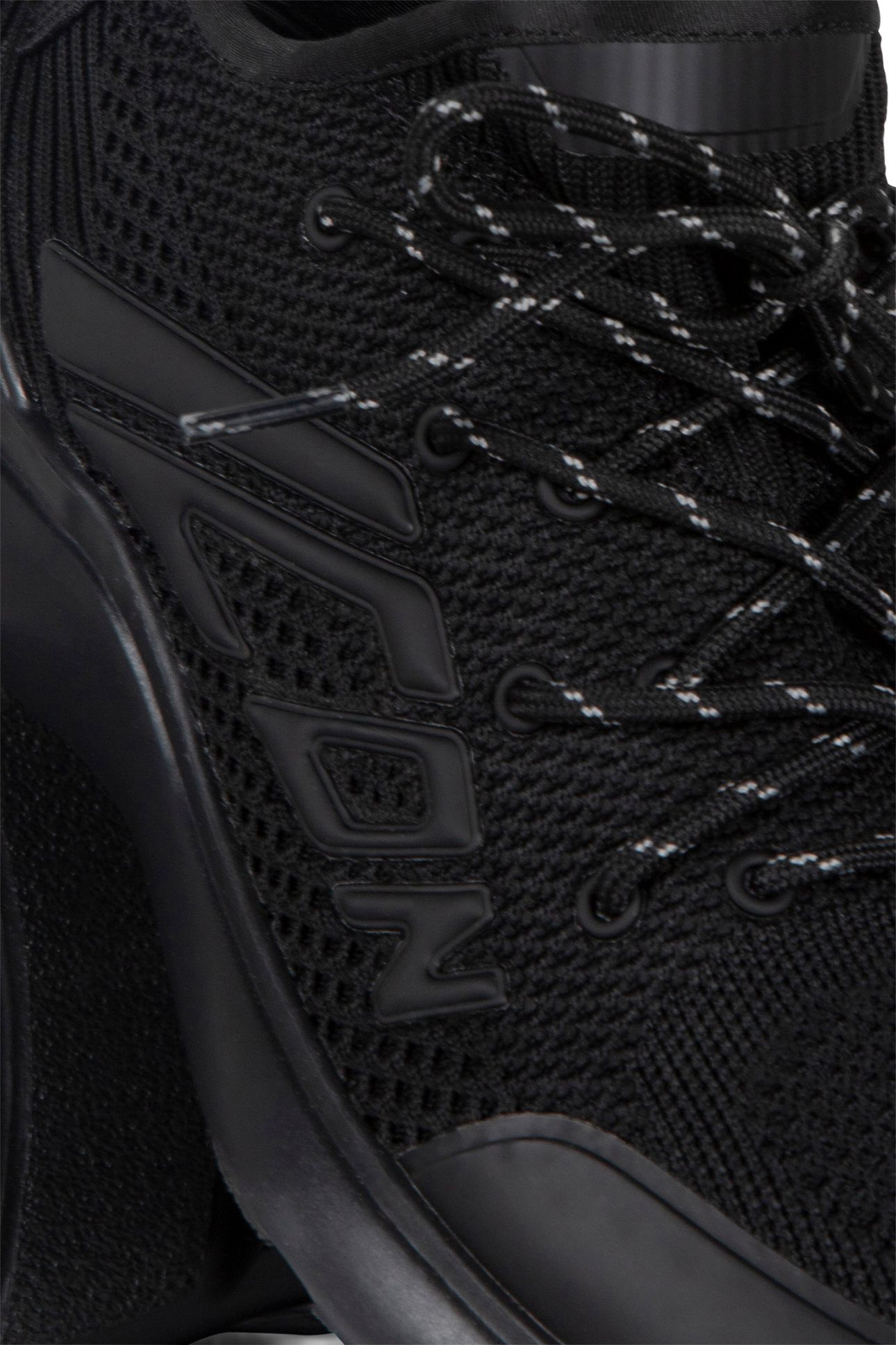 SNEAKERS BLACK 4