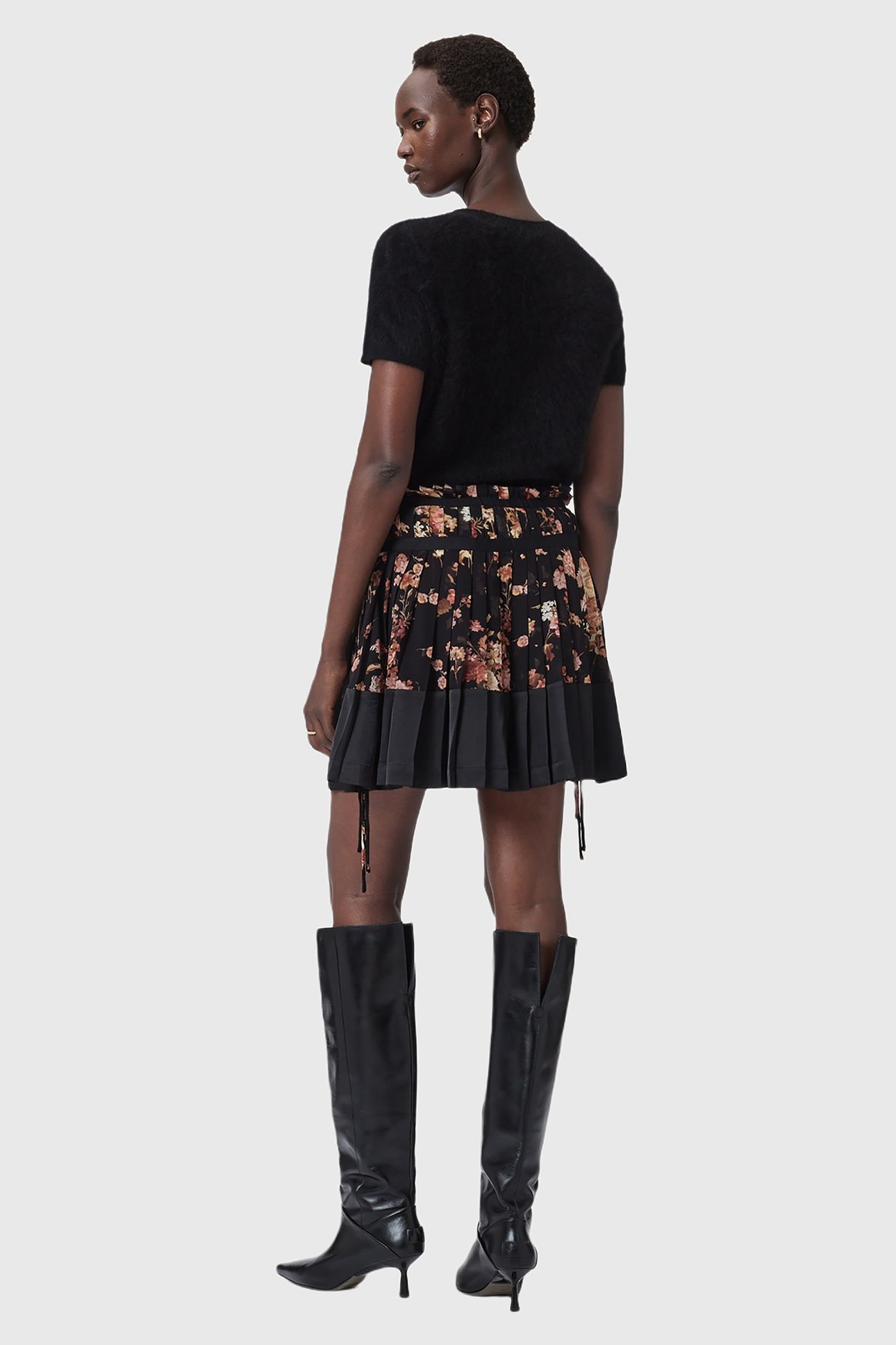 SAFFRON SKIRT ARMADA BLACK 5