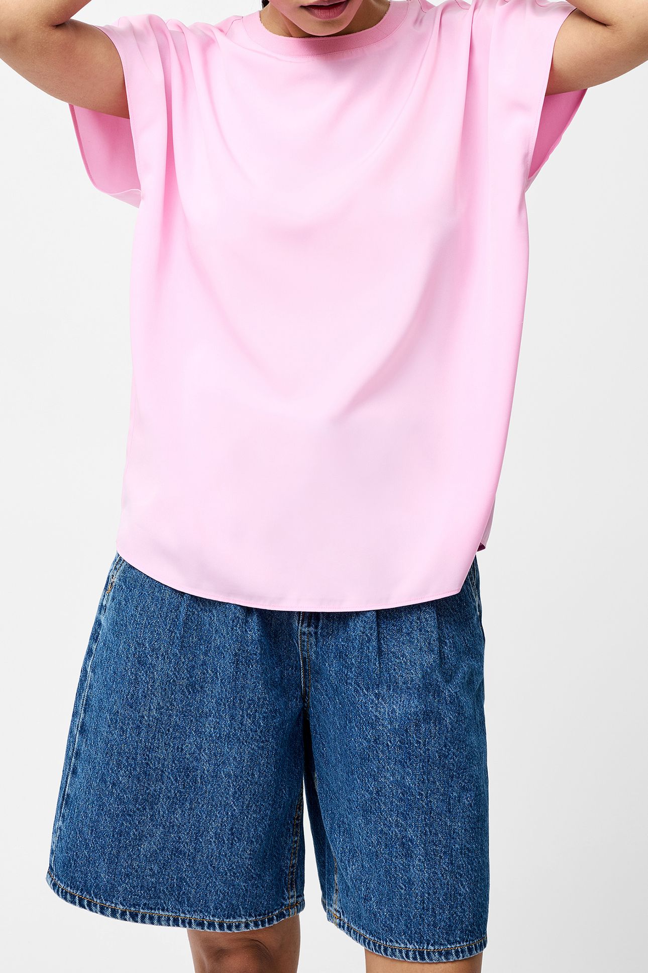 CAPRIANA CREPE CREW NK TOP BUBBLEGUM PINK 3