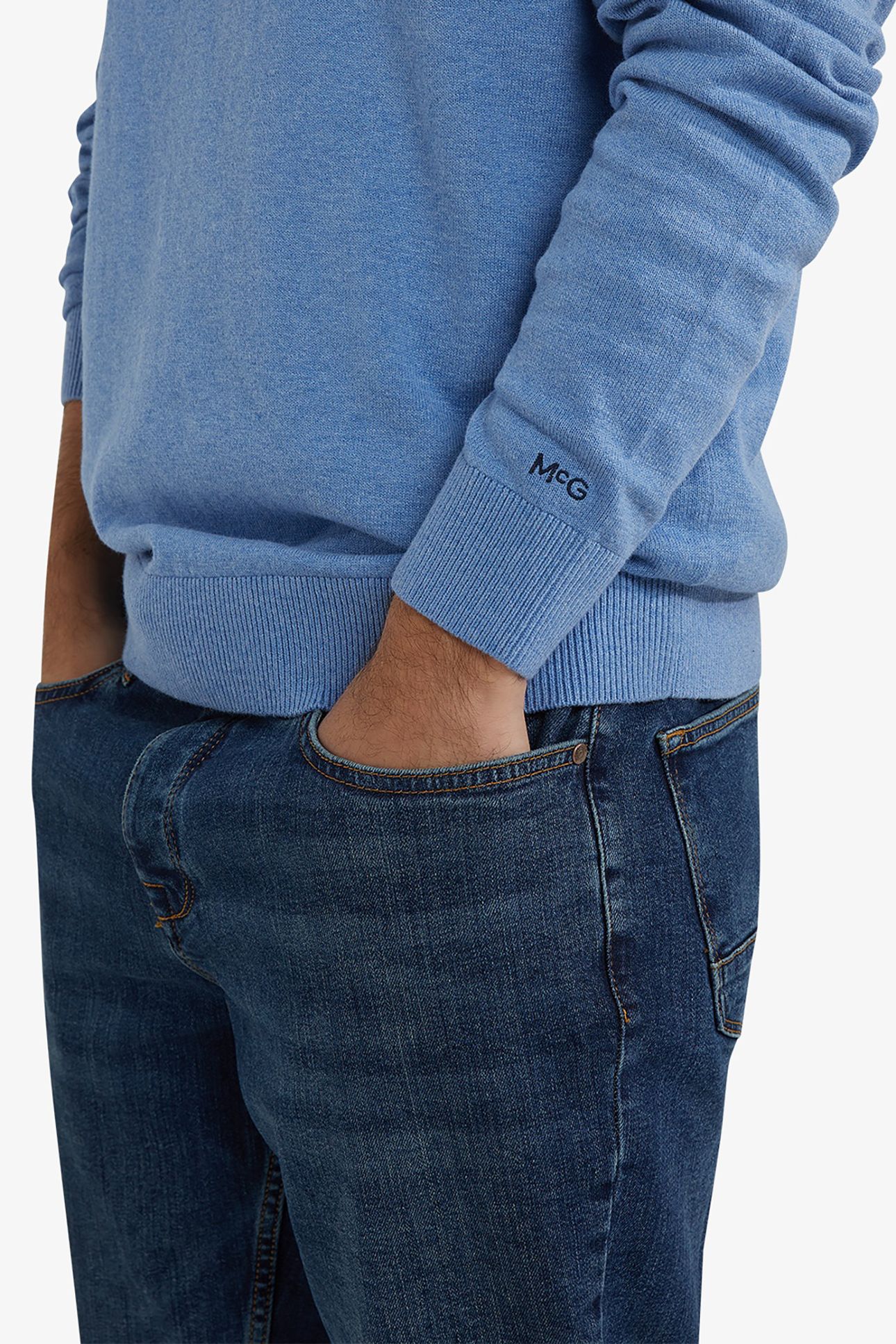 C-NECK SWEATER ICE BLUE 6