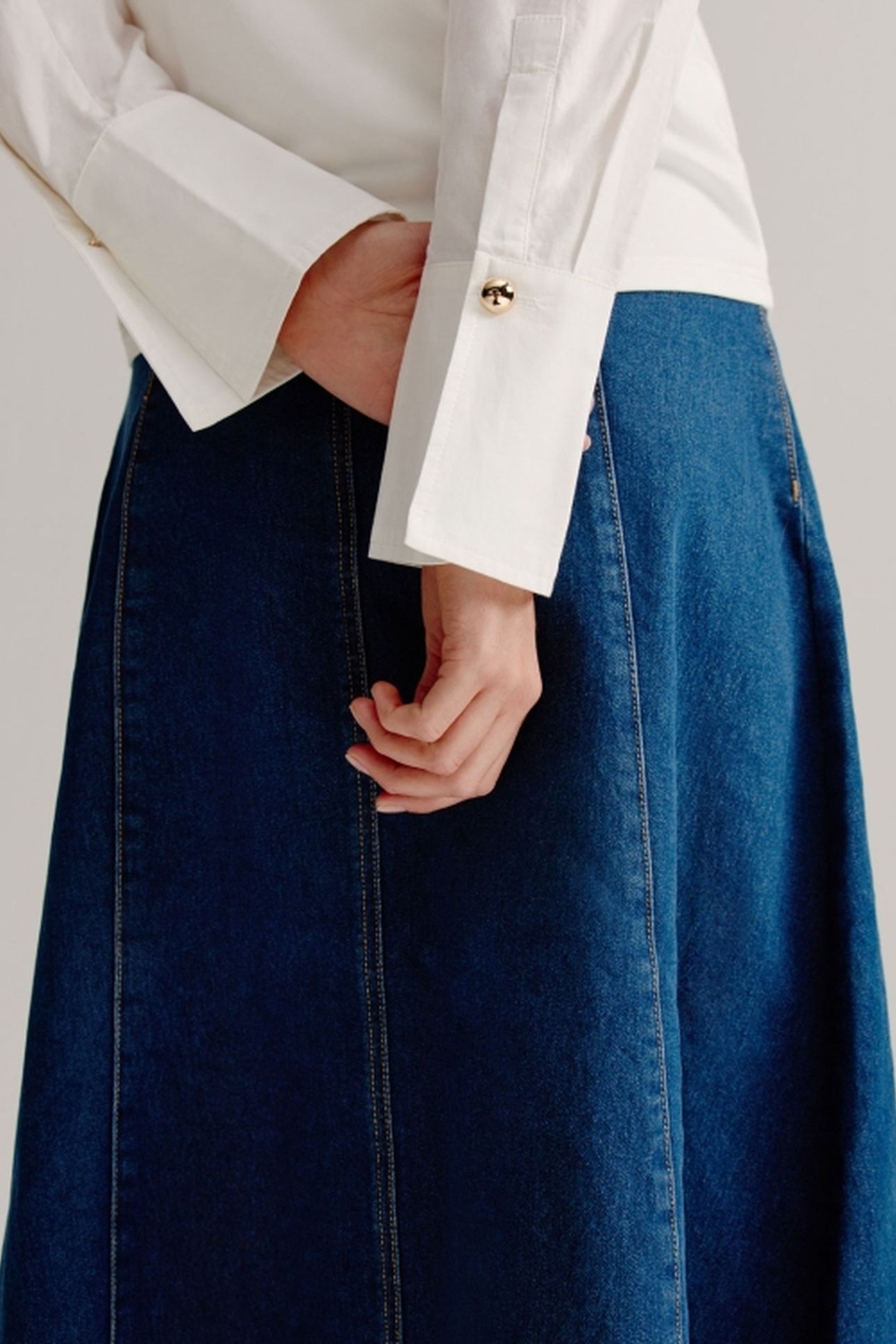 LEV TOP WHITE 4