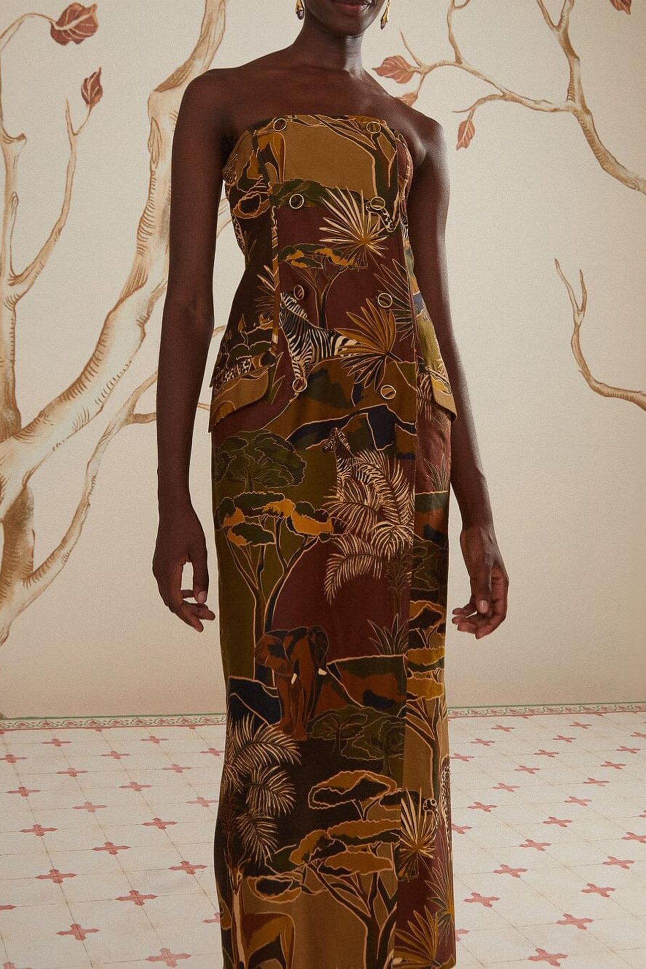SAVANA DREAM CARAMEL STRAPLESS BUTTONNED MIDI DRES 2