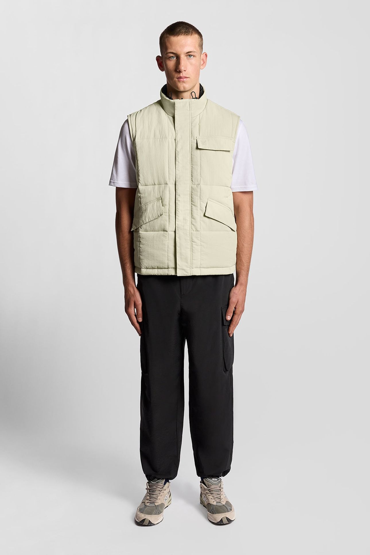 QUILTED SHELL GILET GREY TAUPE 1