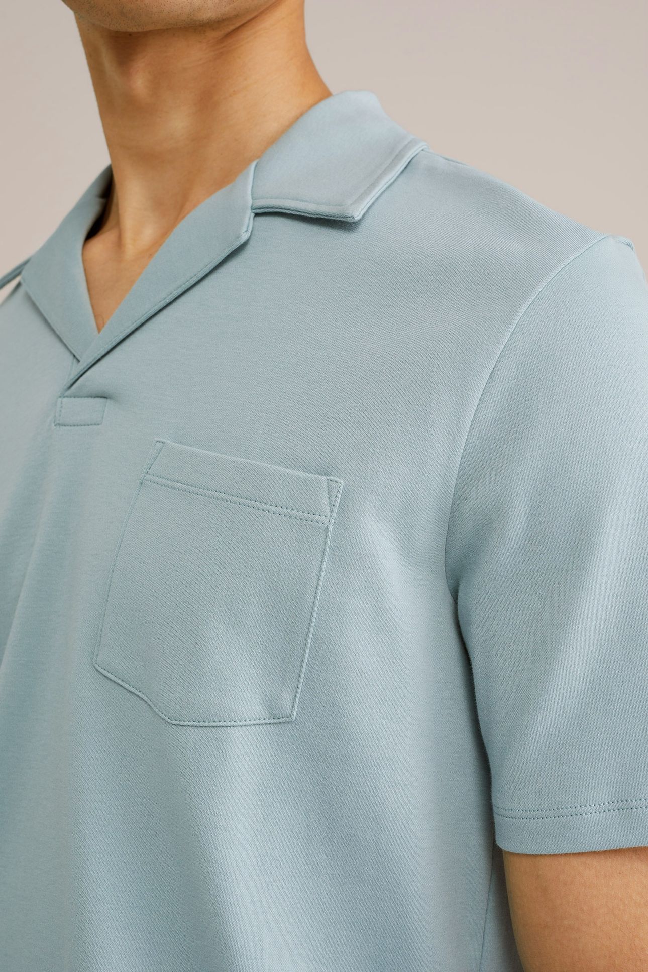POLO LIGHT BLUE 9