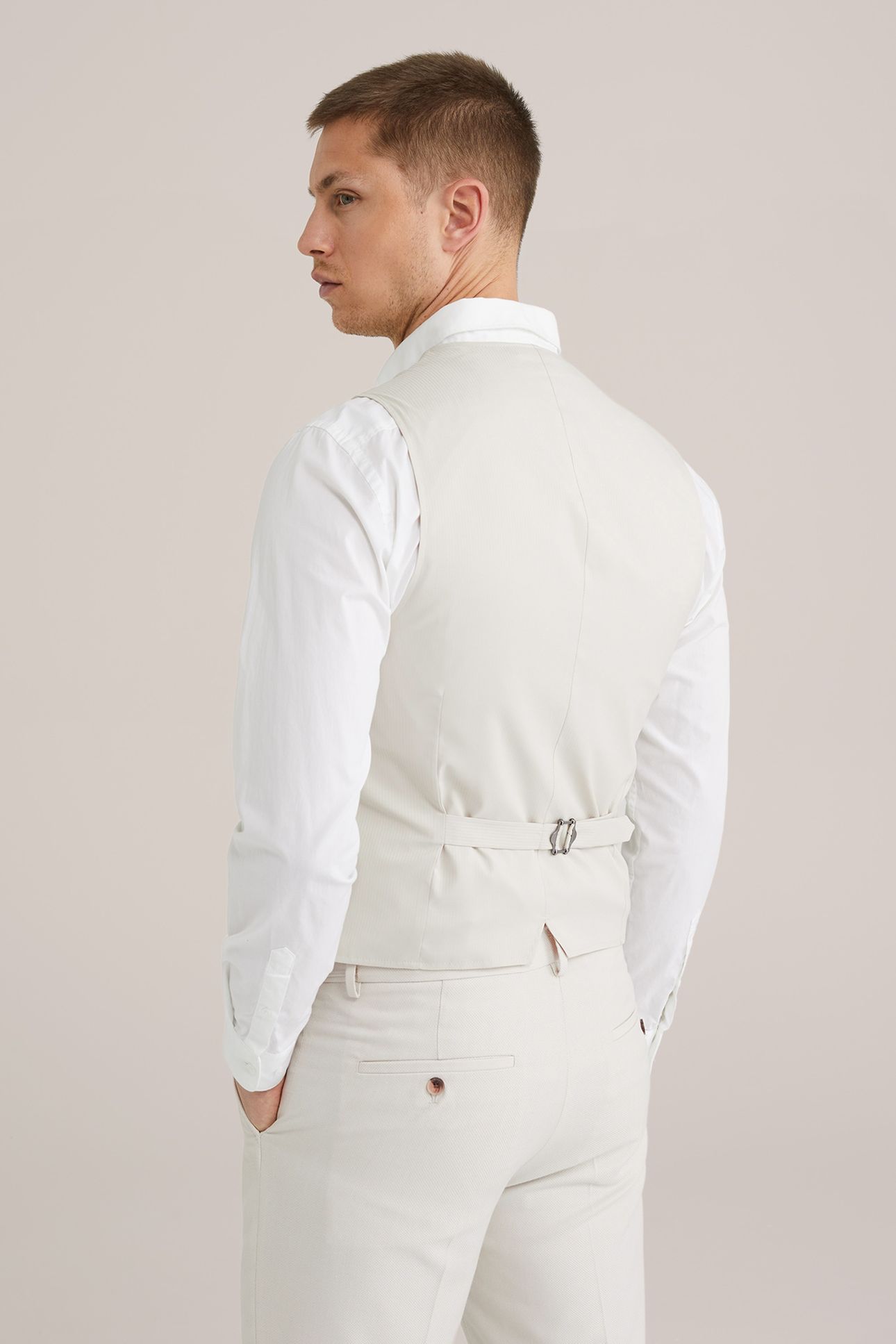 WAISTCOAT BEIGE 12