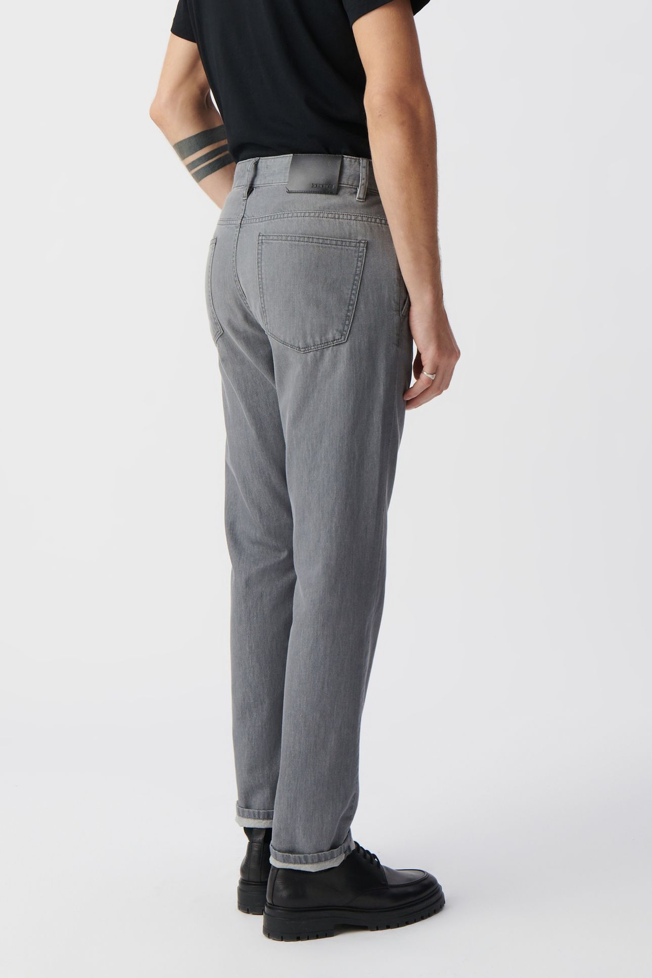 GREY BEN TAPERED JEANS BEN 2