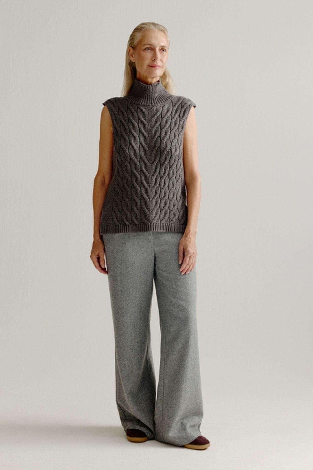 LIZZIE SPENCER ANTHRACITE 1