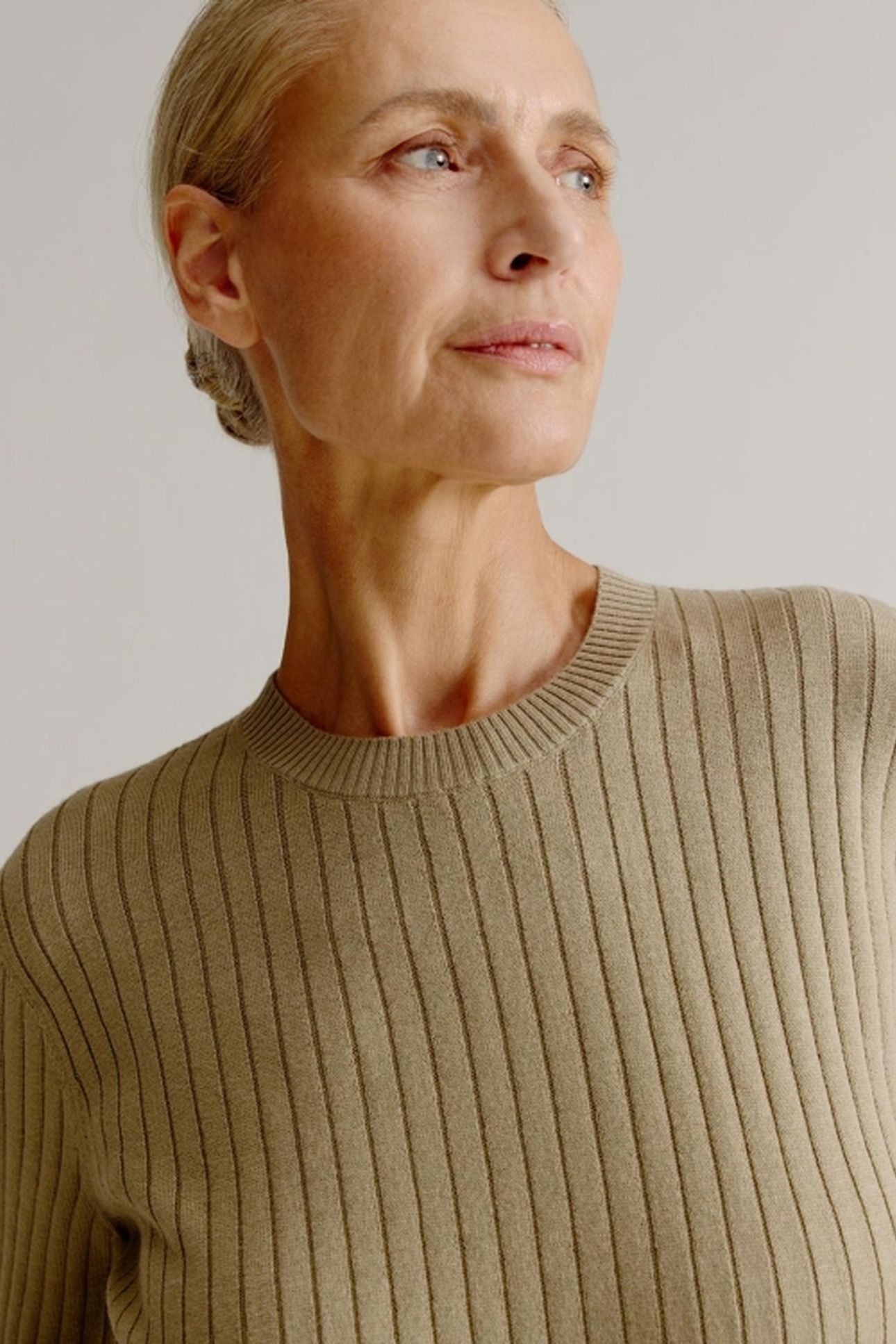 LILI SWEATER LIGHT KHAKI 4
