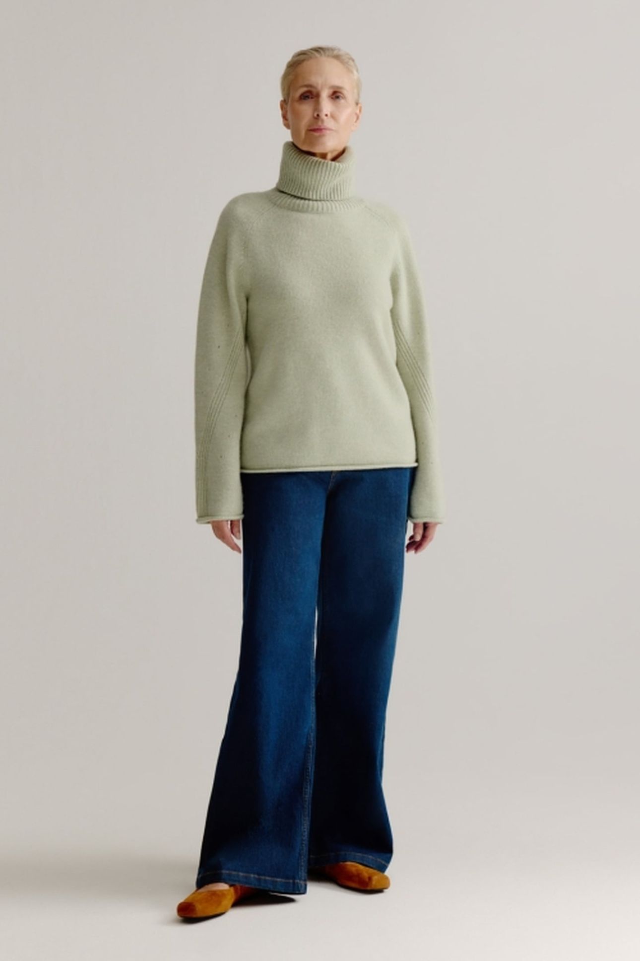 LOENA SWEATER MINT 1