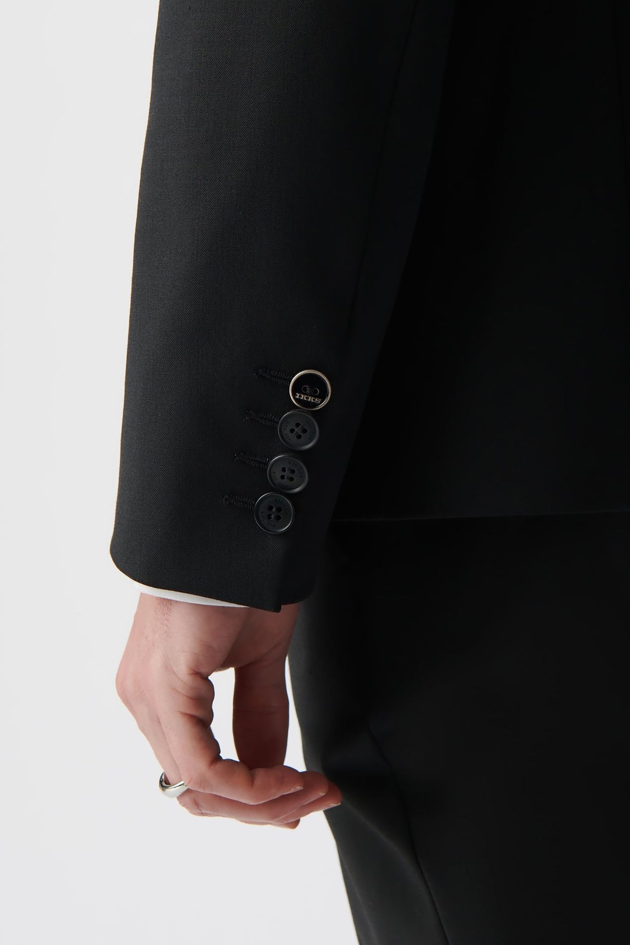 BLACK TRAVEL SUIT JACKET 6