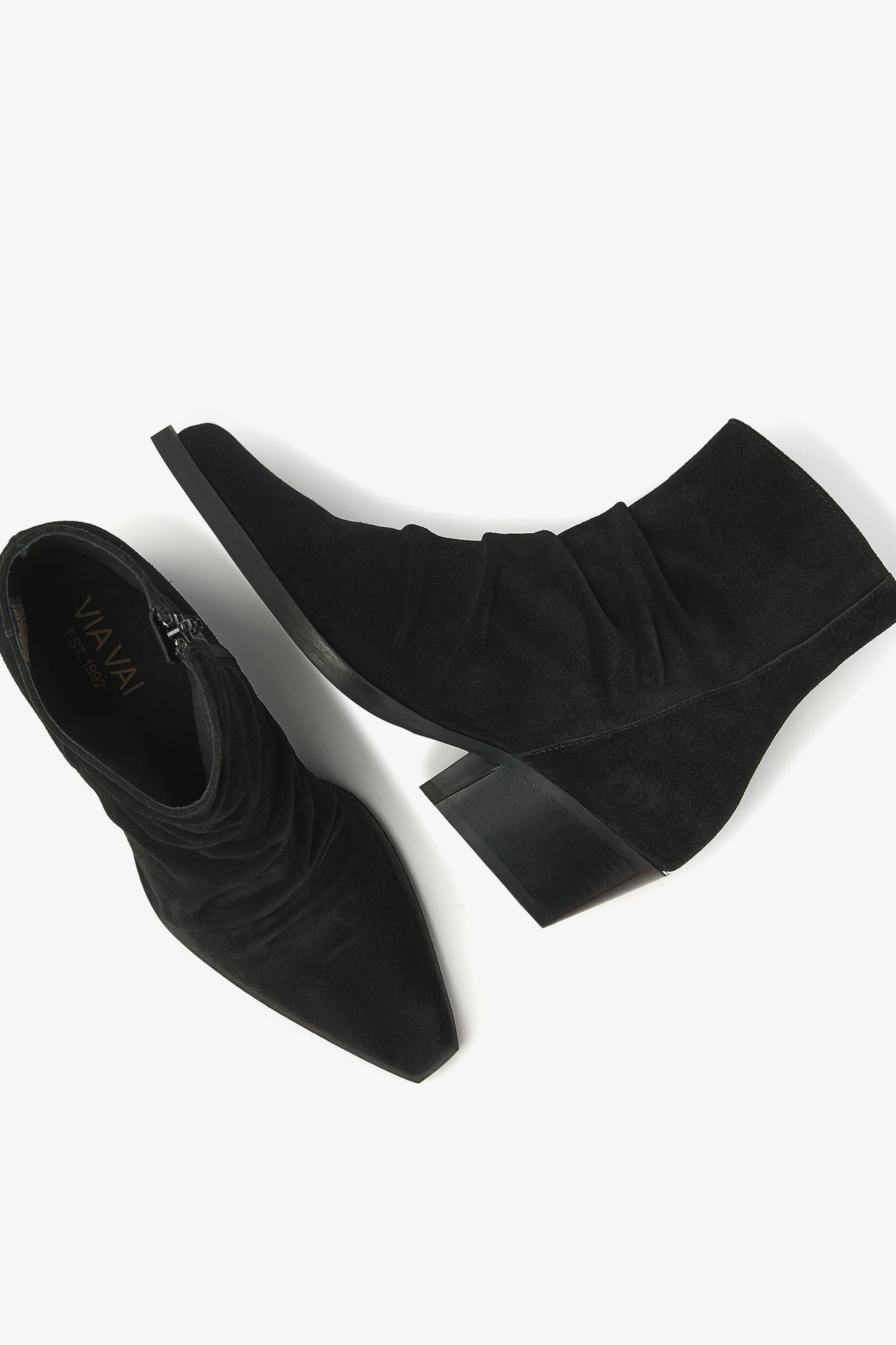 DO BERKLEY BLACK 4