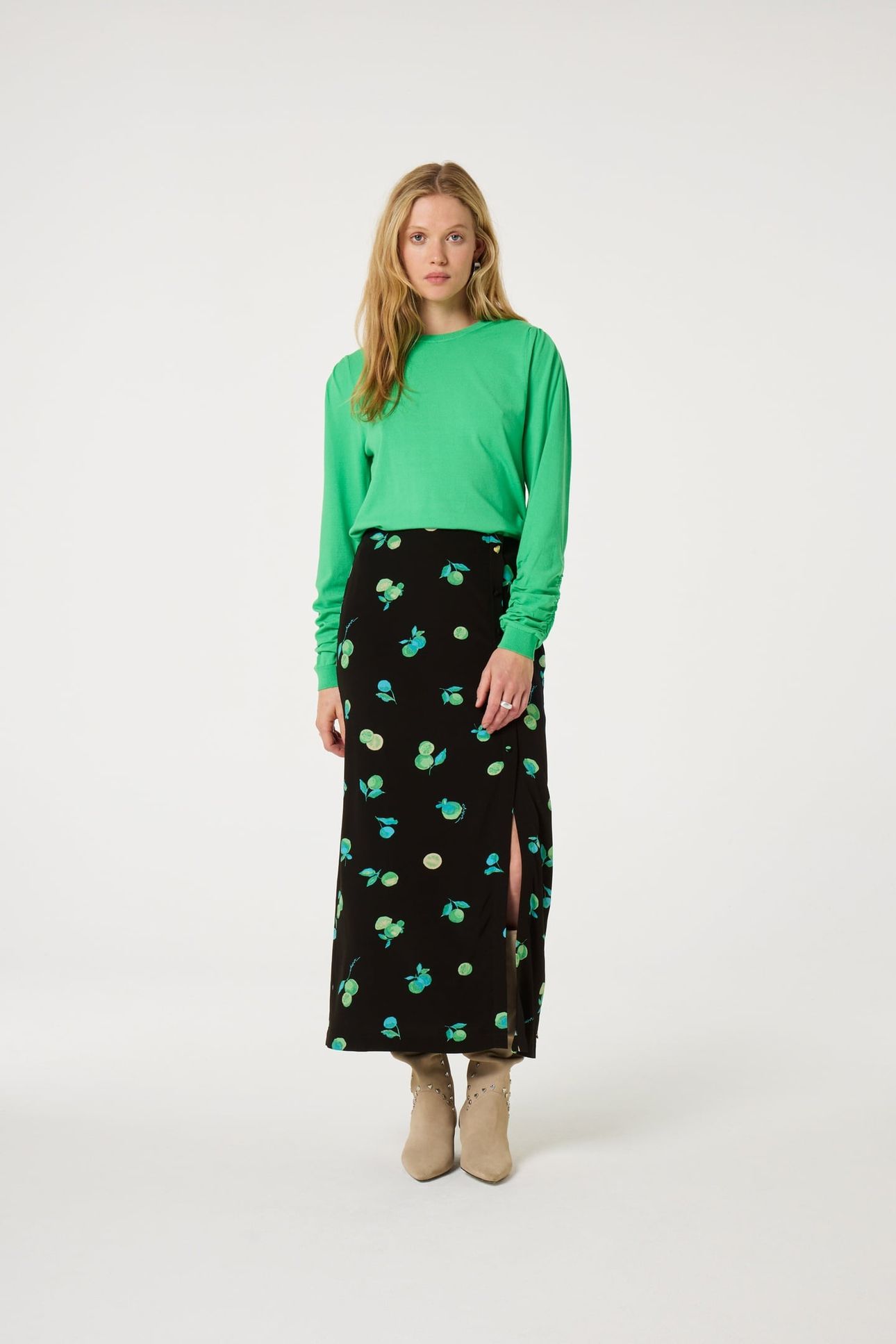 MOLLY SCRUNCH PULLOVER GREEN APPLE 1