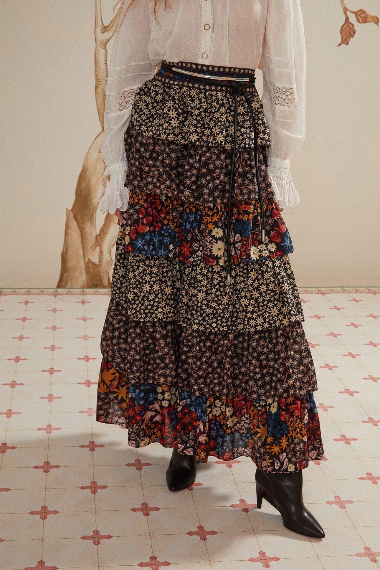 JUJUS GARDEN BLACK MIDI SKIRT 1