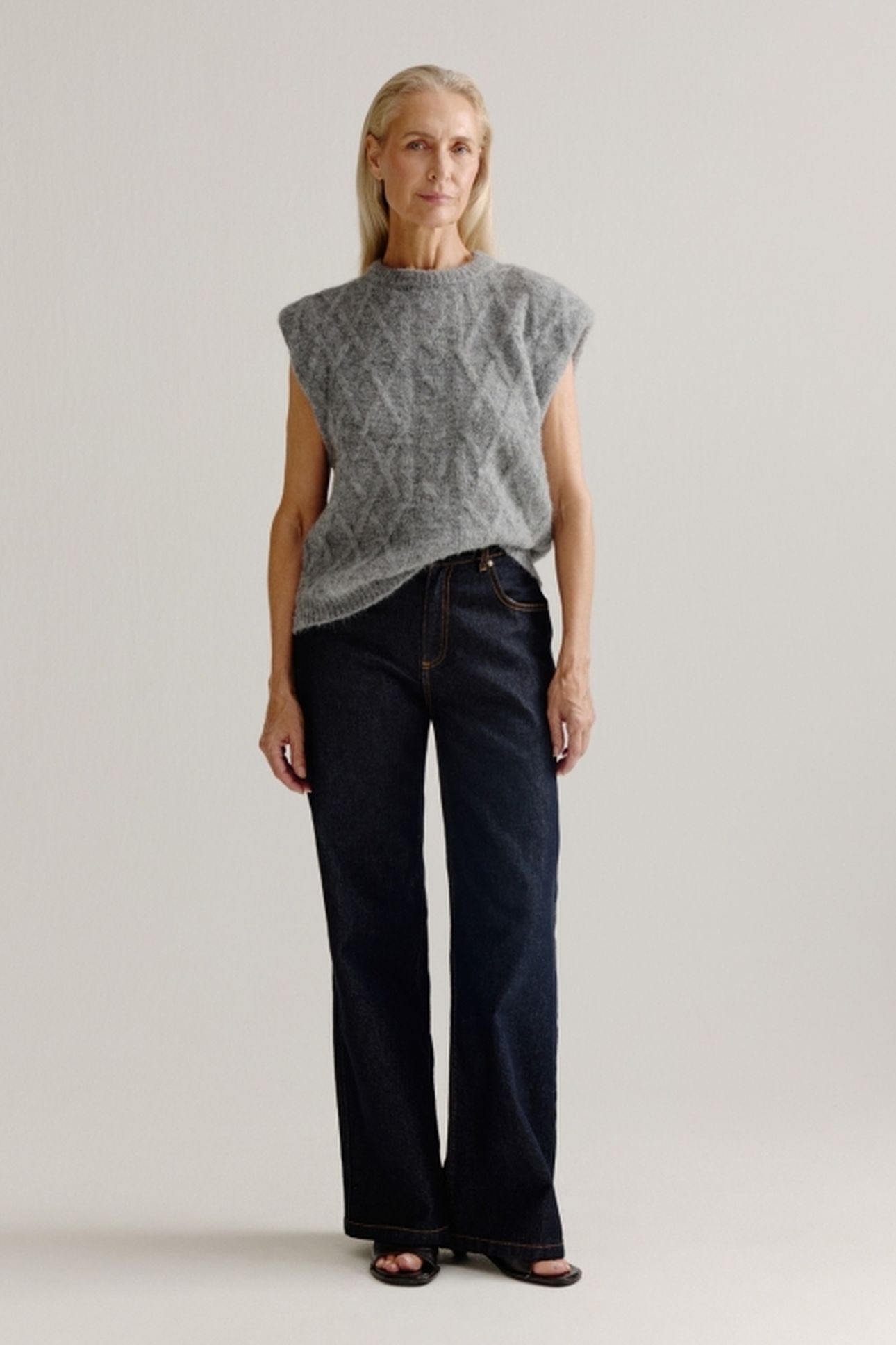 LONNE SPENCER GREY 2