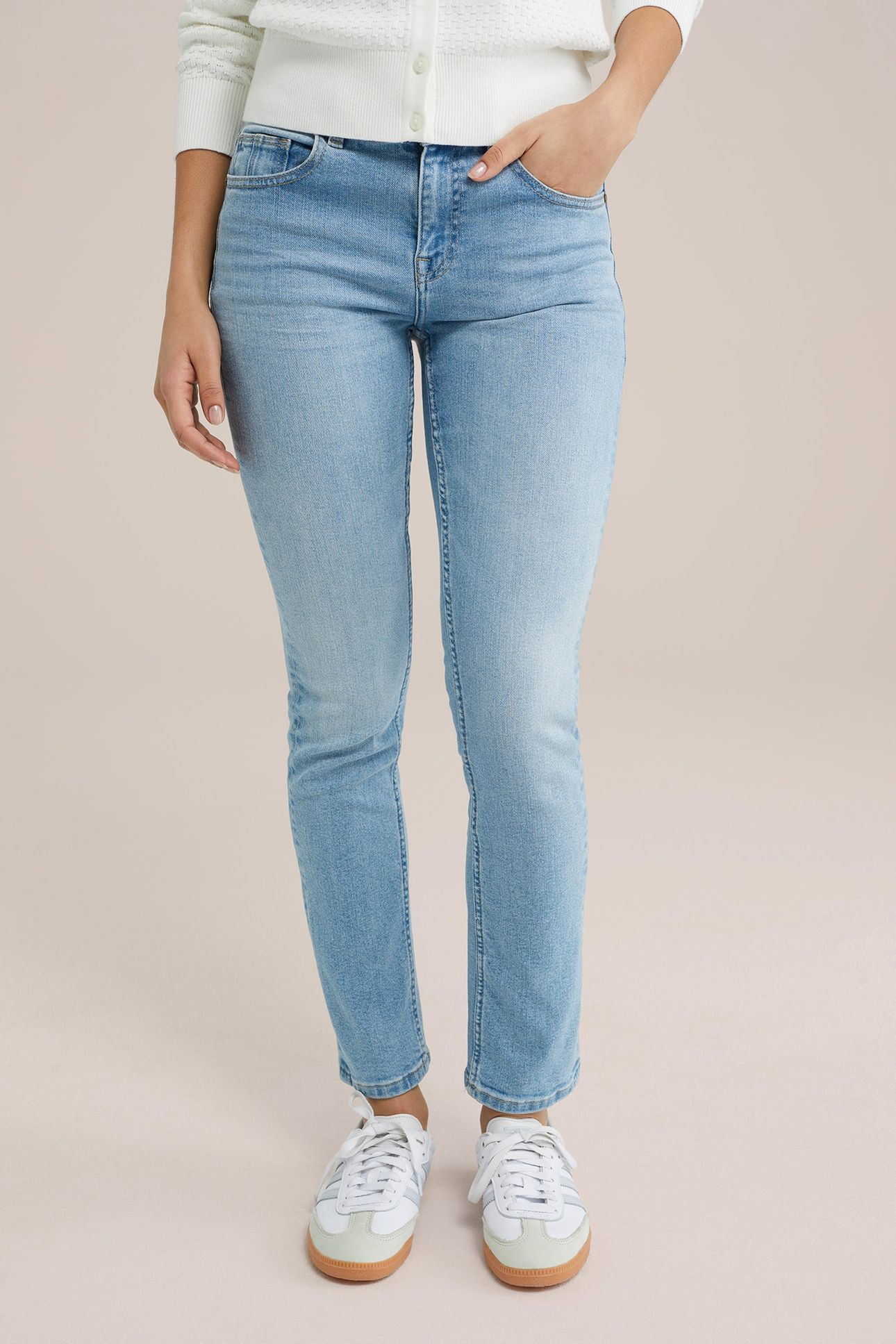 5-POCKET MID WAIST LIGHT BLUE 9
