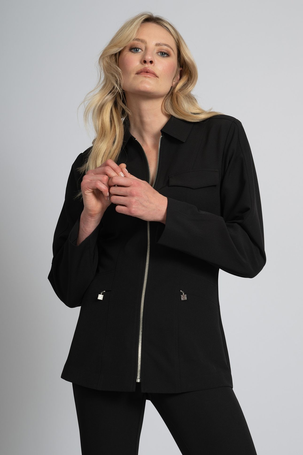 GAIAA JACKET BLACK 1