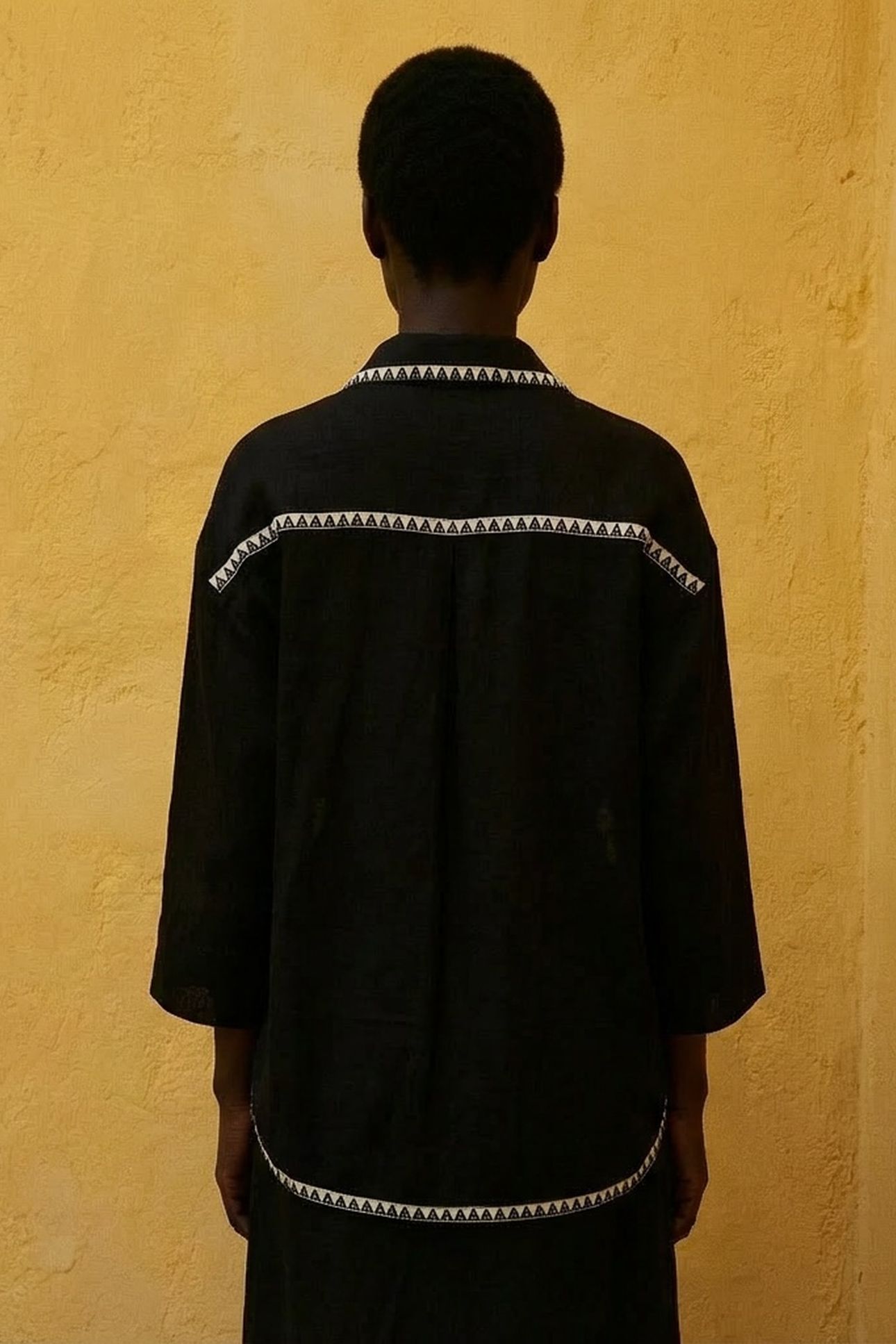 GAIA SHIRT GAZE BLACK 2