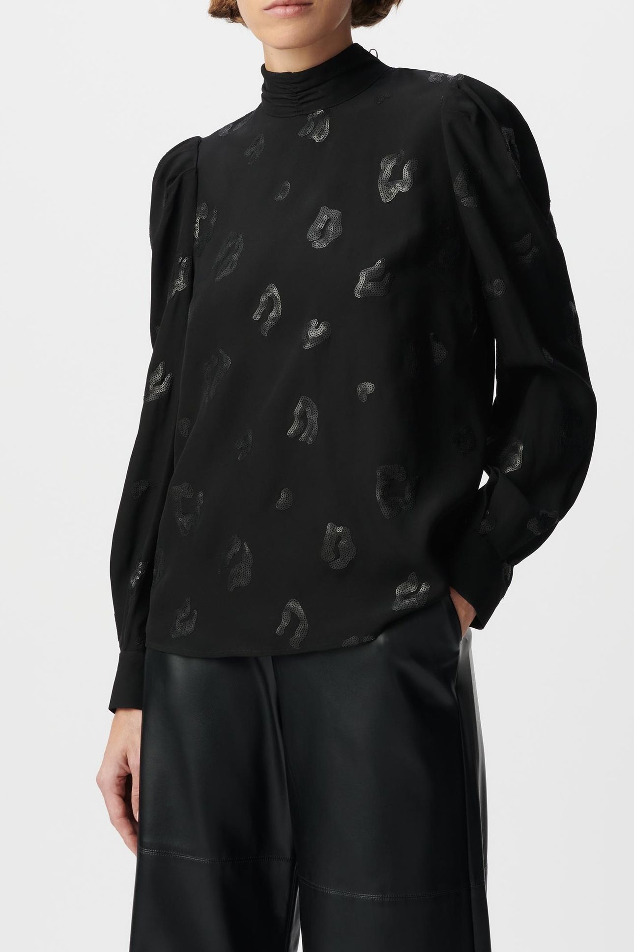 BLACK SEQUIN-EMBROIDERED LEOPARD BLOUSE 2