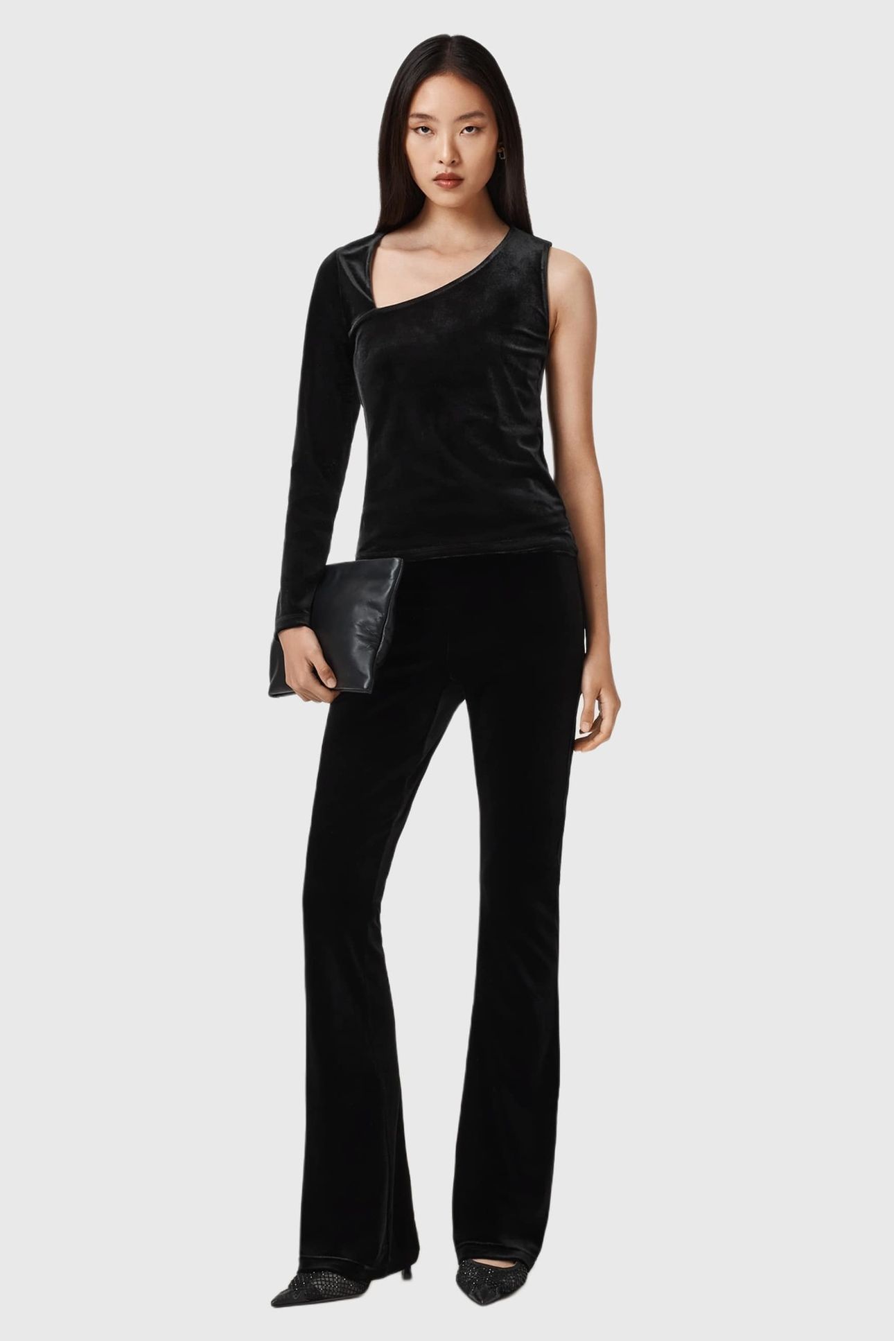 ARI VELVET TOP BLACK 3