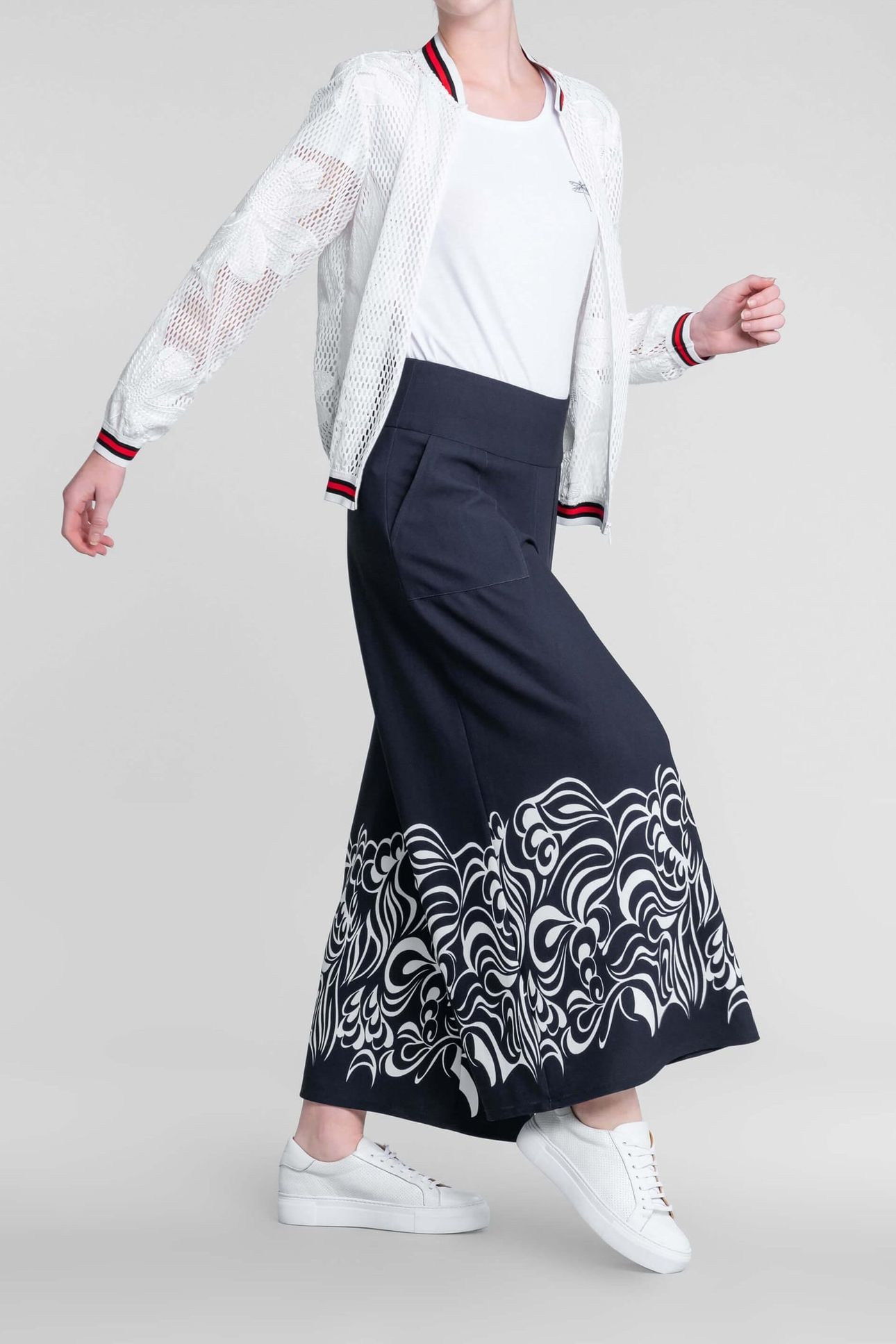 HARALD MOON WHITE 1