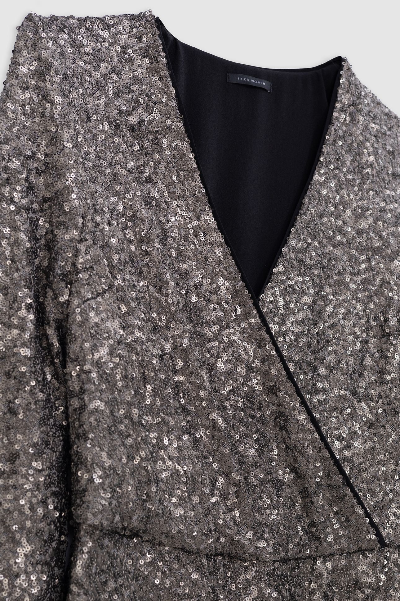 GREY DRESS EMBROIDERED WITH METALLIC SEQUINS 4