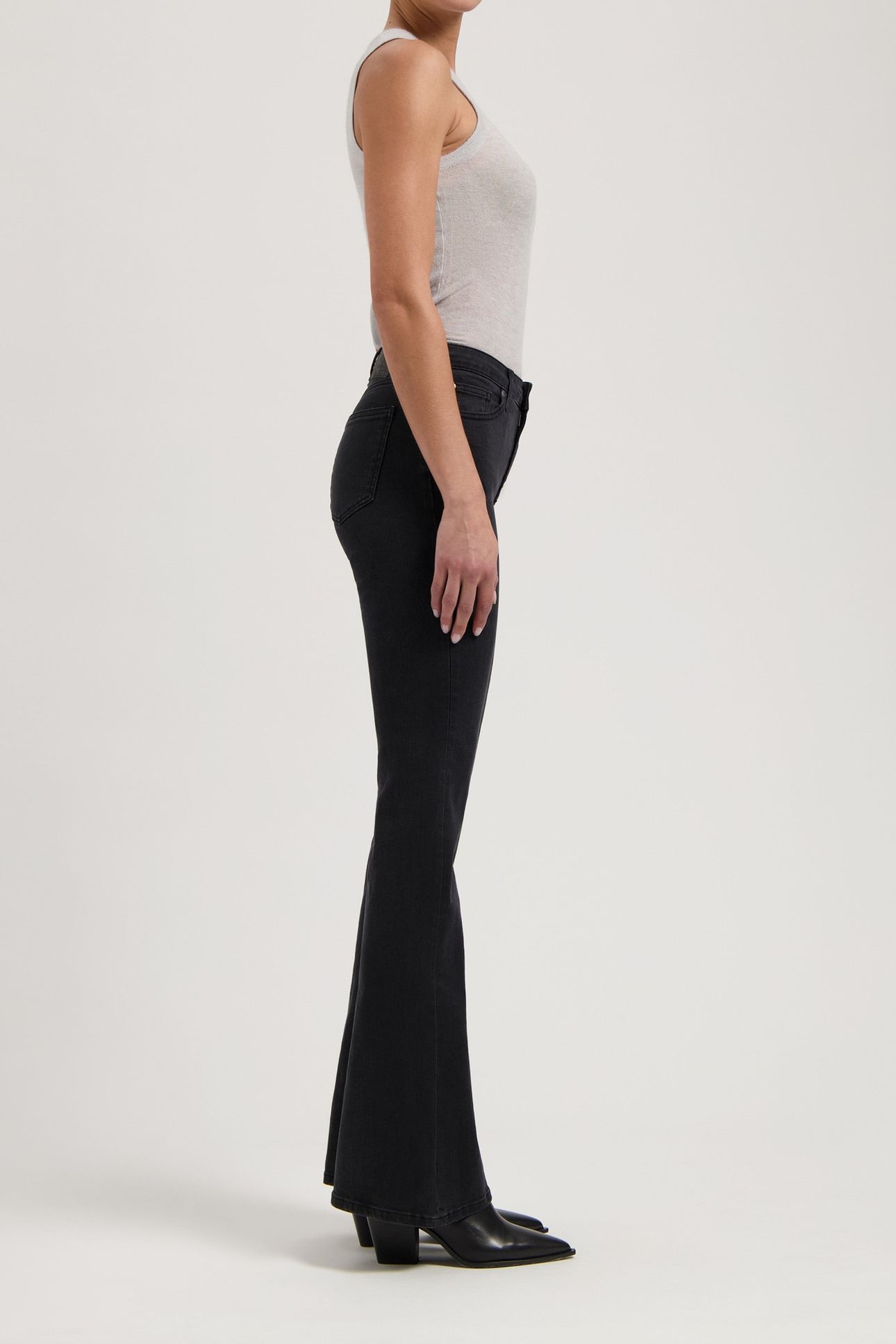 ISY HIGH FLARED STONE BLACK 4