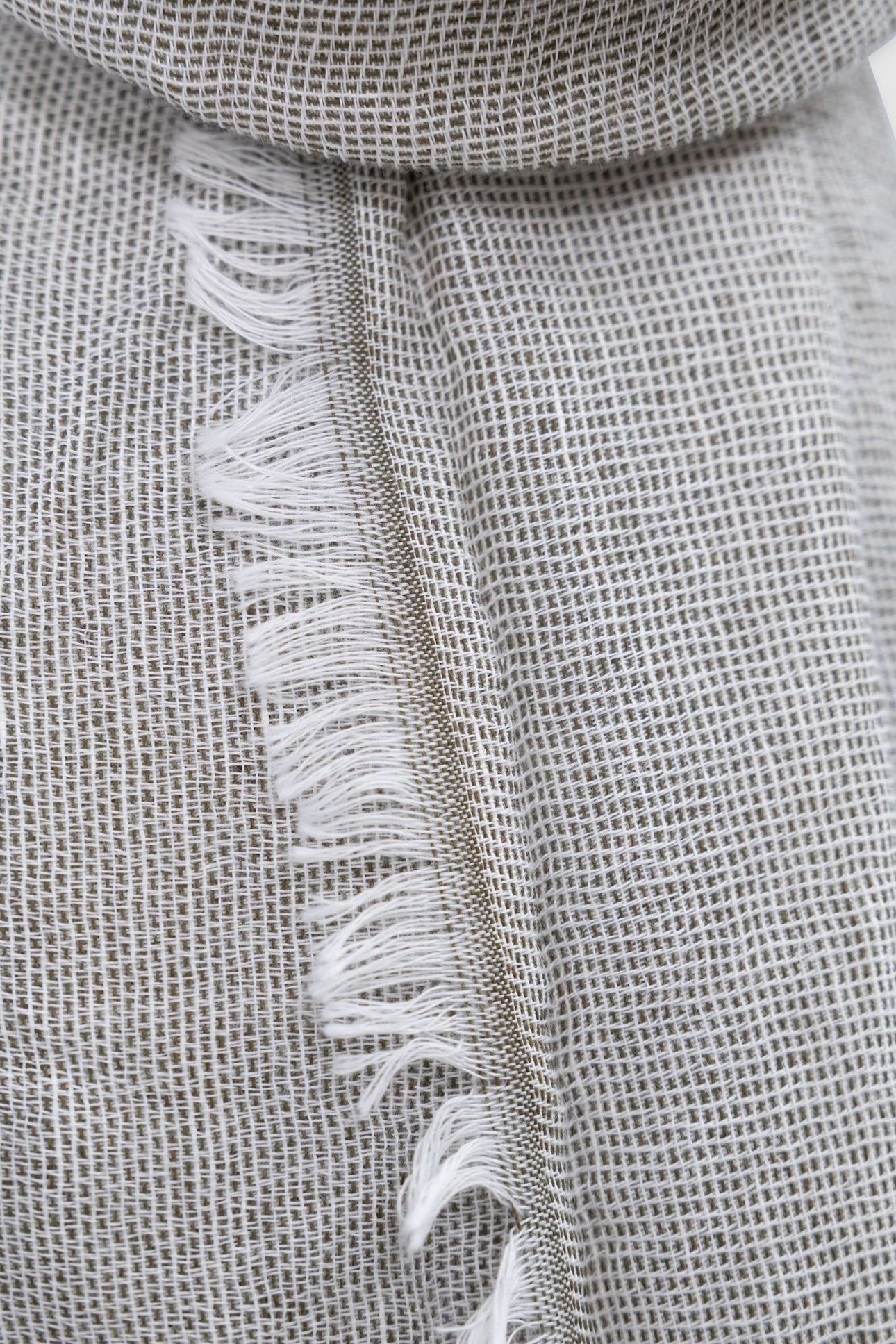 KHAKI SEMI-PLAIN SCARF WITH FRINGED EDGES 3
