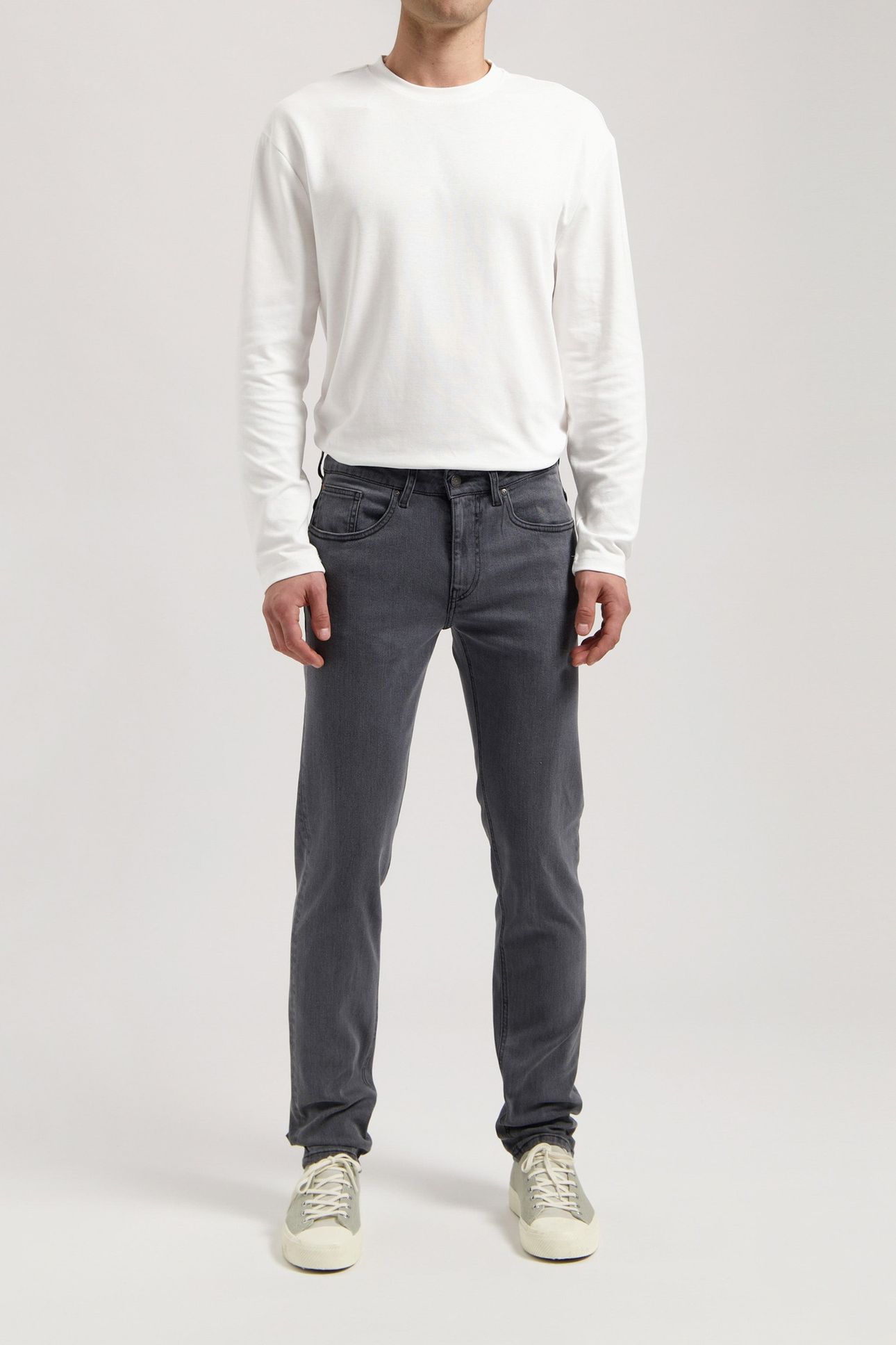 DUNN LOW TAPERED 03 GREY 2