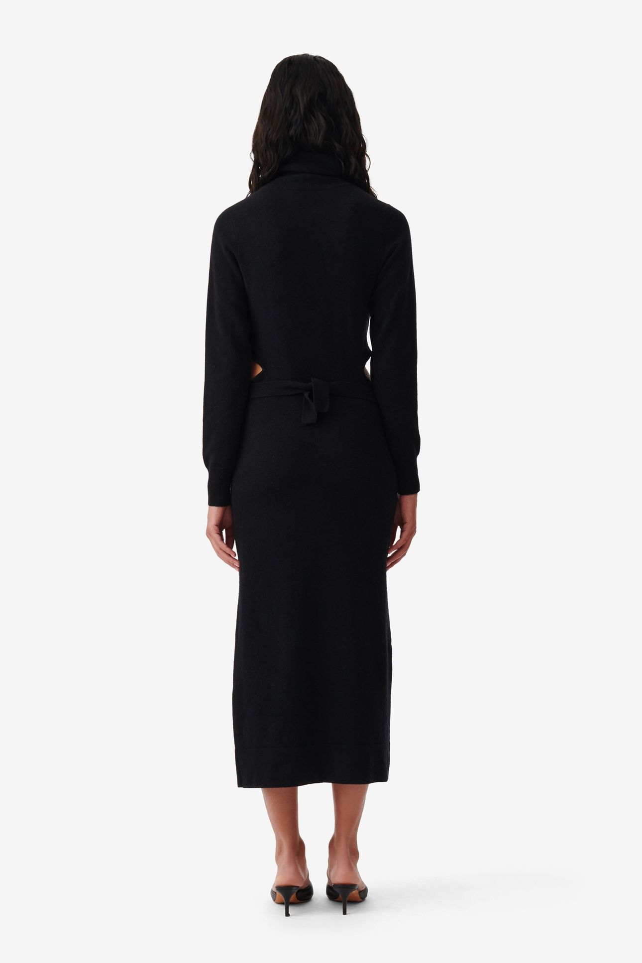 ISAO DRESS BLACK 2
