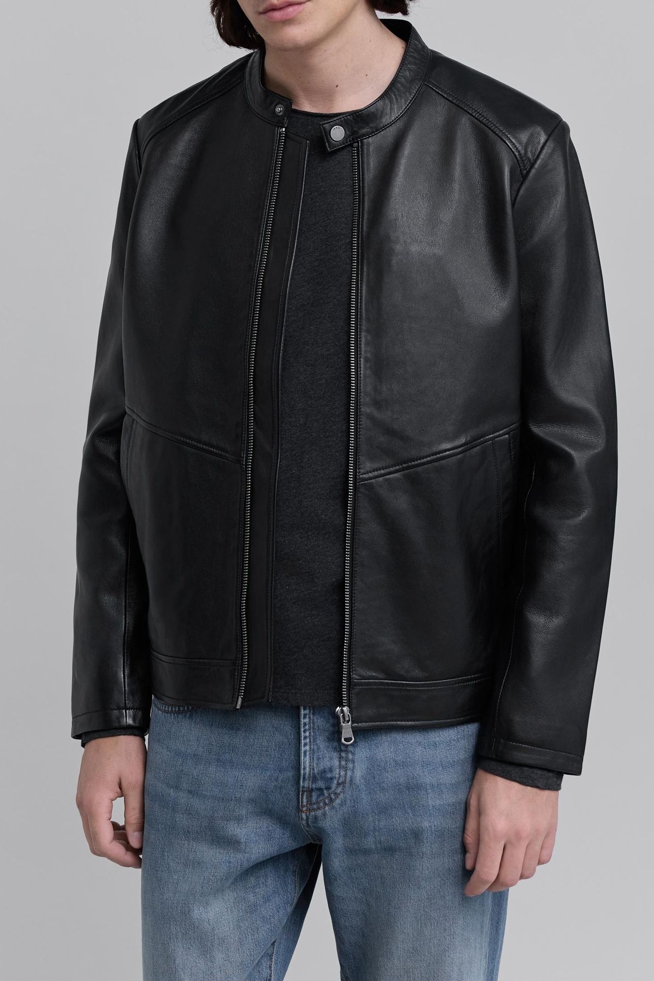 BLACK LEATHER JACKET 4