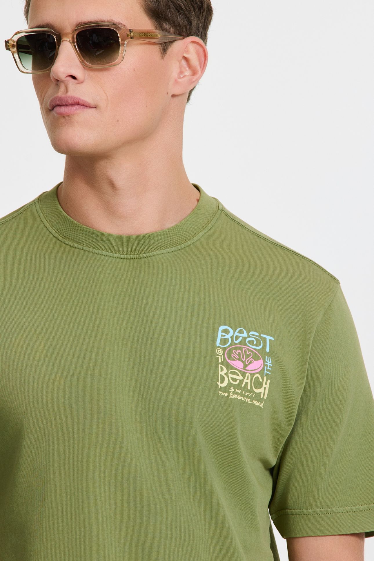FINN RELAXED T-SHIRT BEST OF THE BEACH GREEN FERN 10