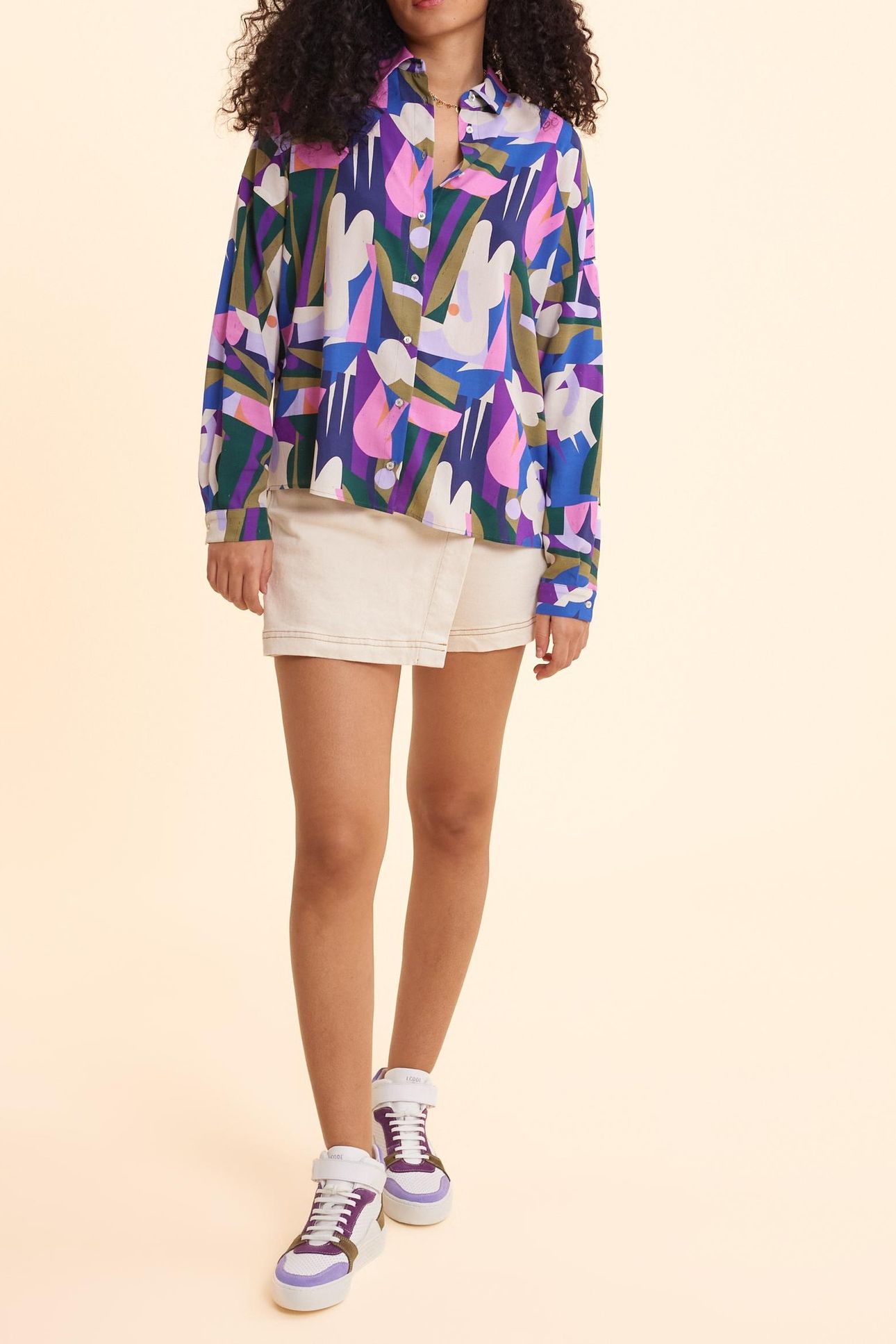 BEIGE SHIRT WITH GRAPHIC FLORAL PRINT MULTICO 3