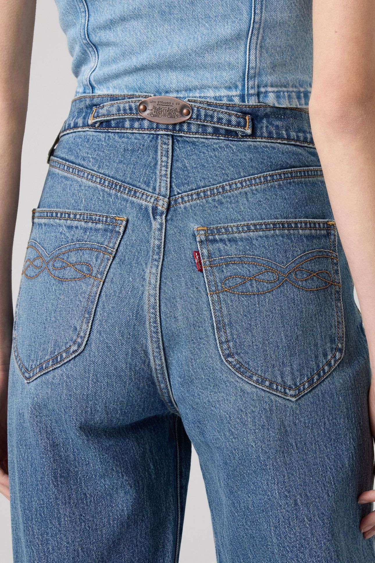 RIBCAGE FL WESTERN BOWS AND ARROWS 8