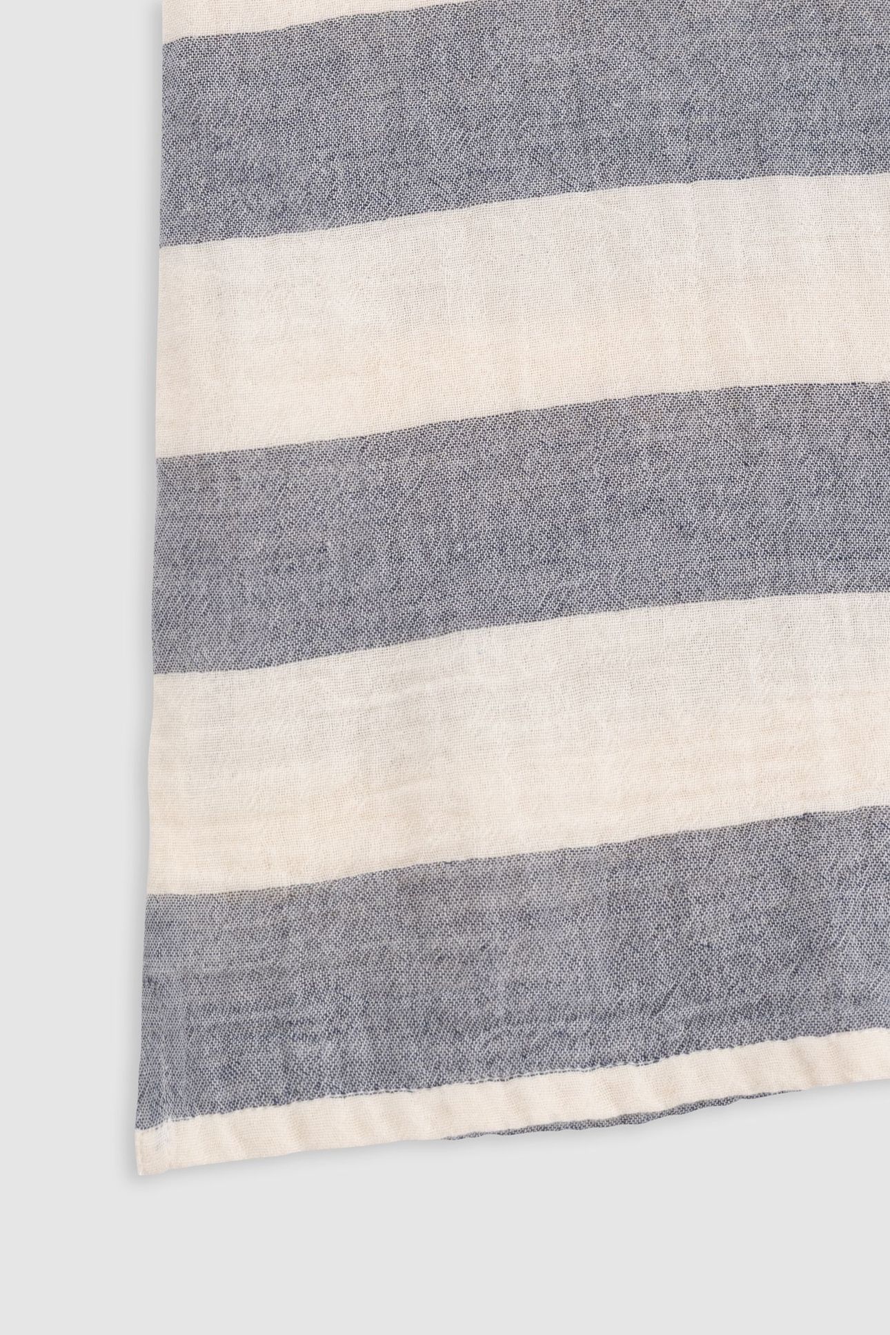 NAVY SHIRT WITH WIDE STRIPES 4