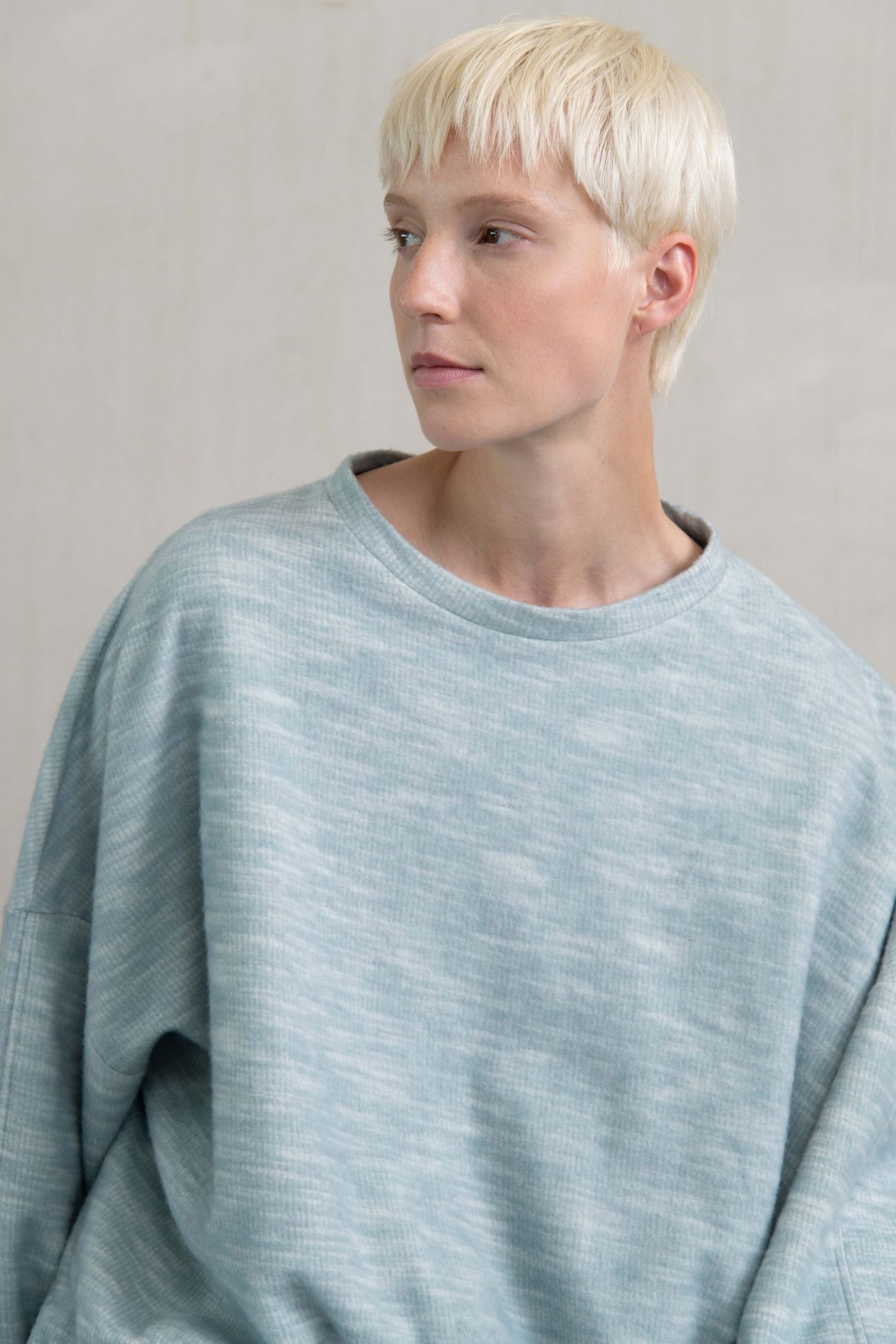 CLAMOUR TOP AQUA 6