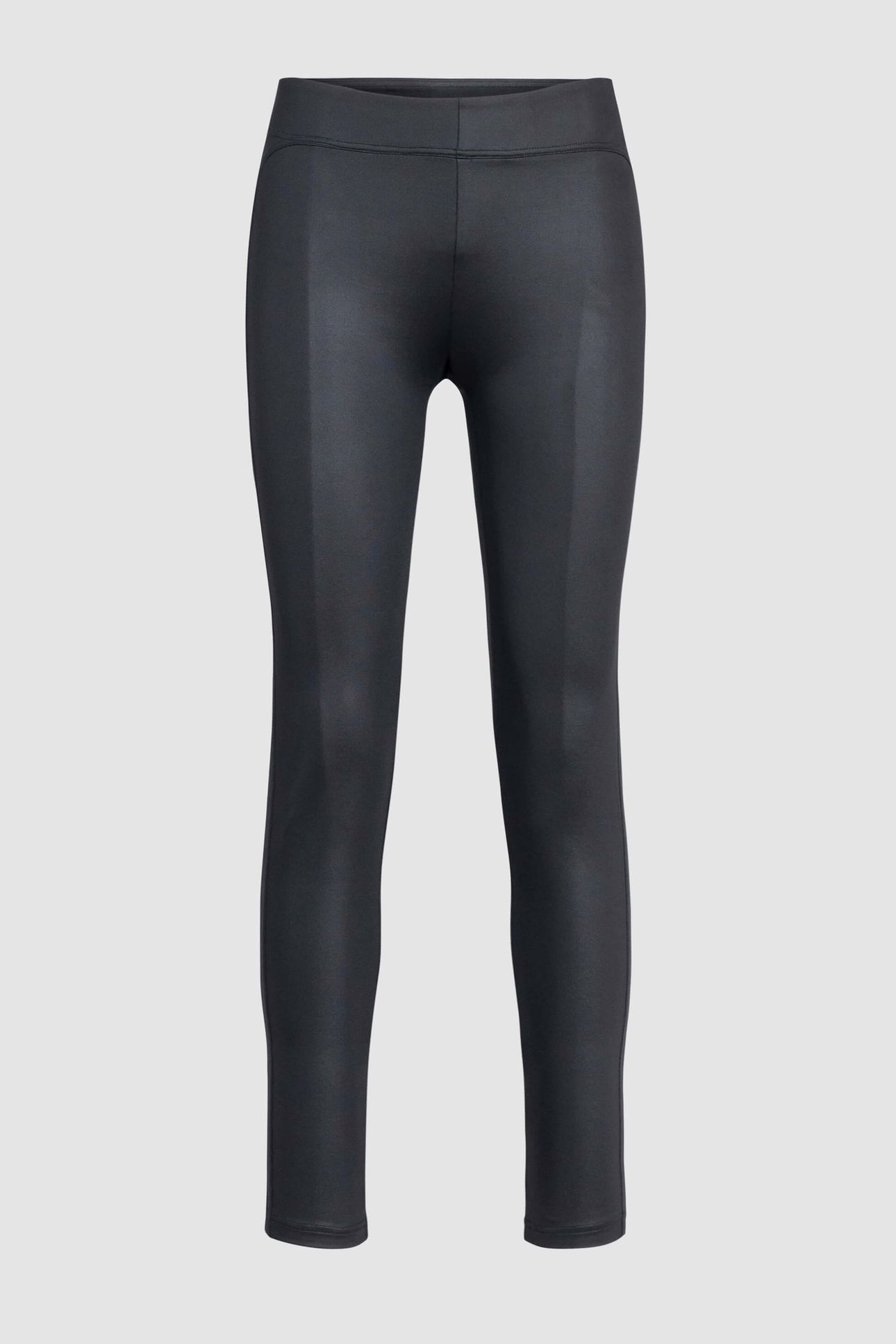 UVEA BLACK 4