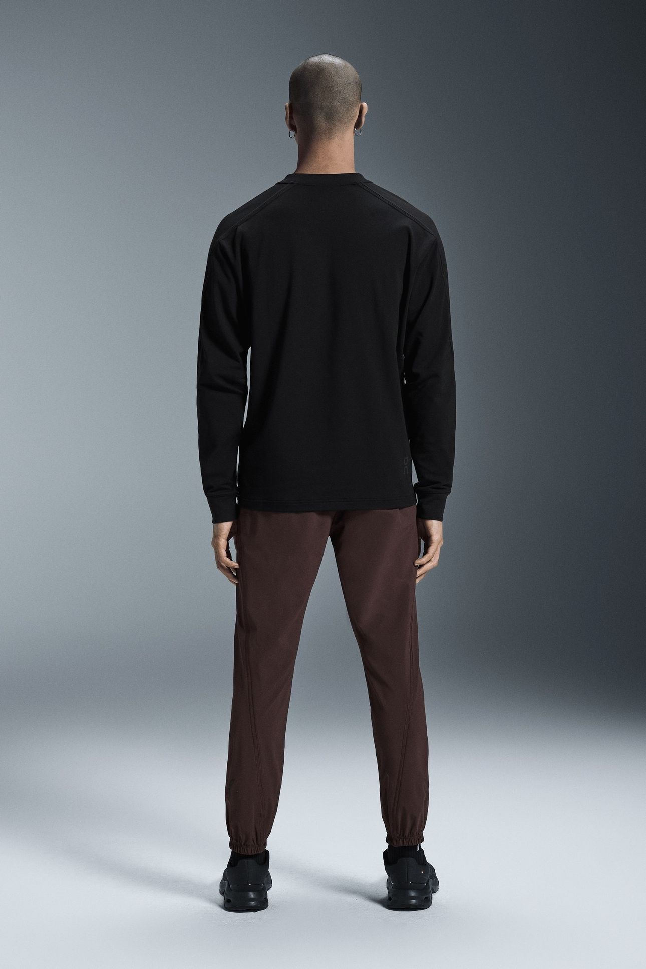 STUDIO CREW 1 M BLACK 4