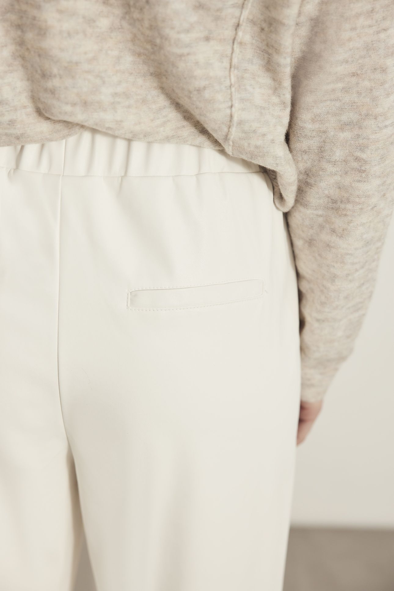 SALLY PANTS OFF WHITE 7