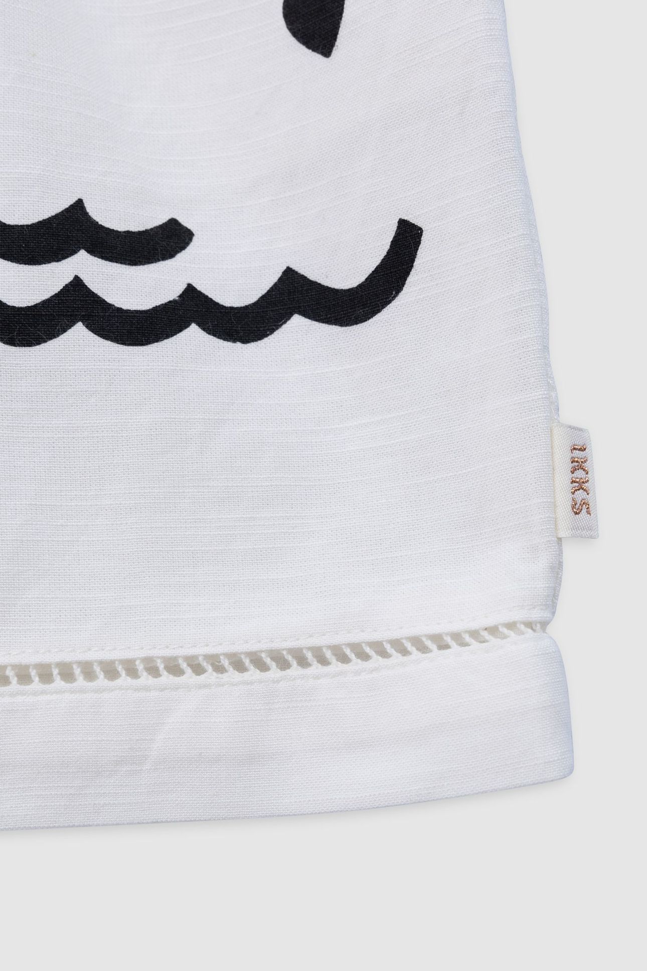 WHITE MAXI PATTERNED SHORTS 5