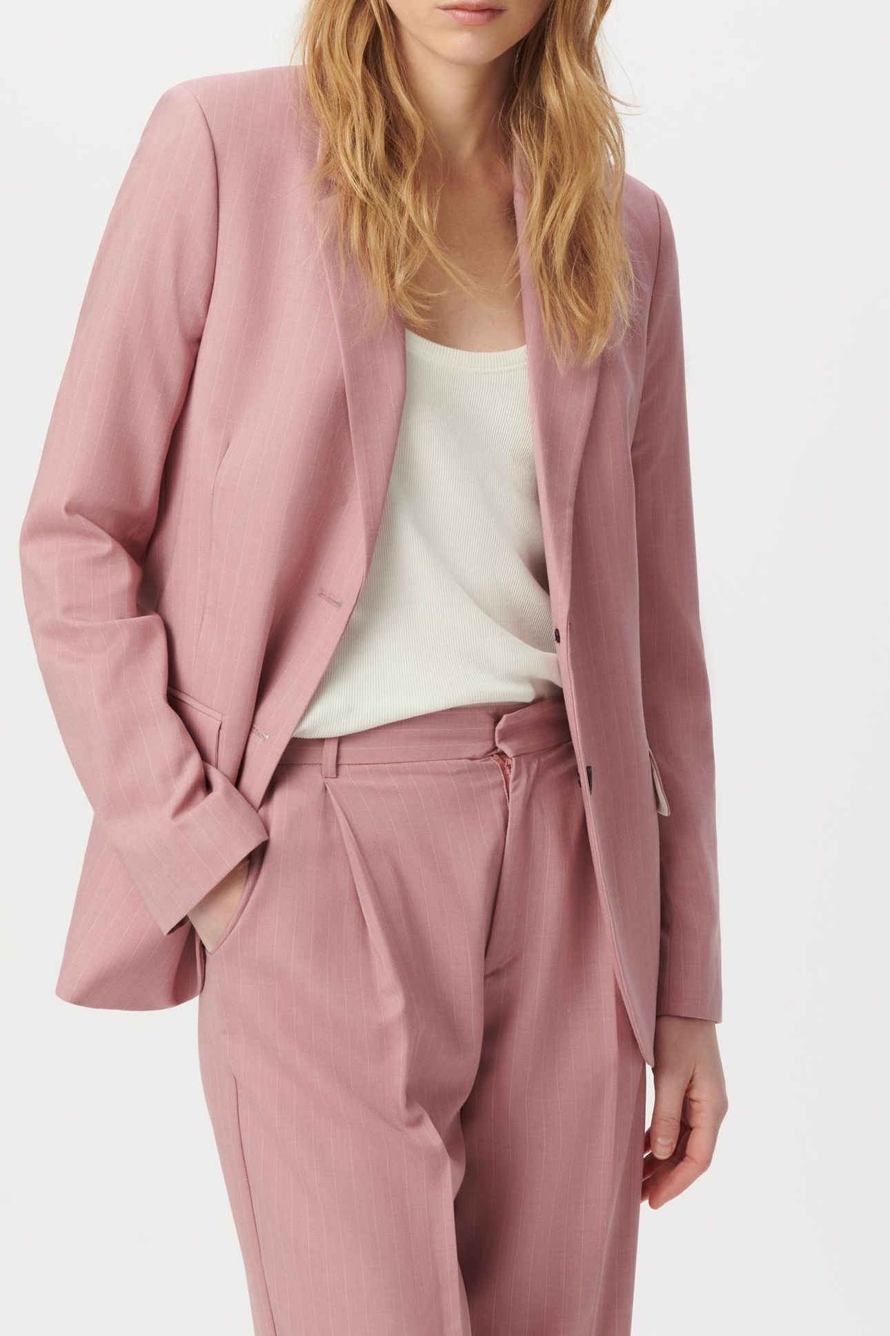 PINK SUIT JACKET 1