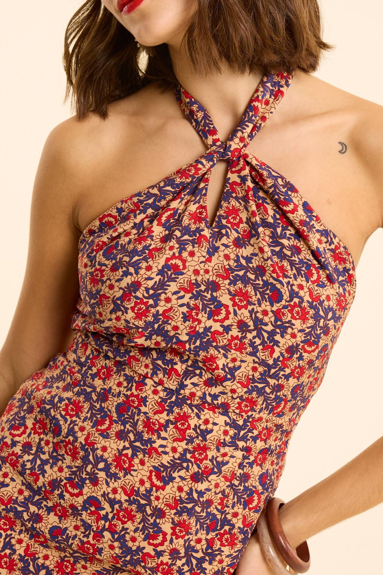 RED BACKLESS DRESS WITH FLOWERY PRINT ECRU 6