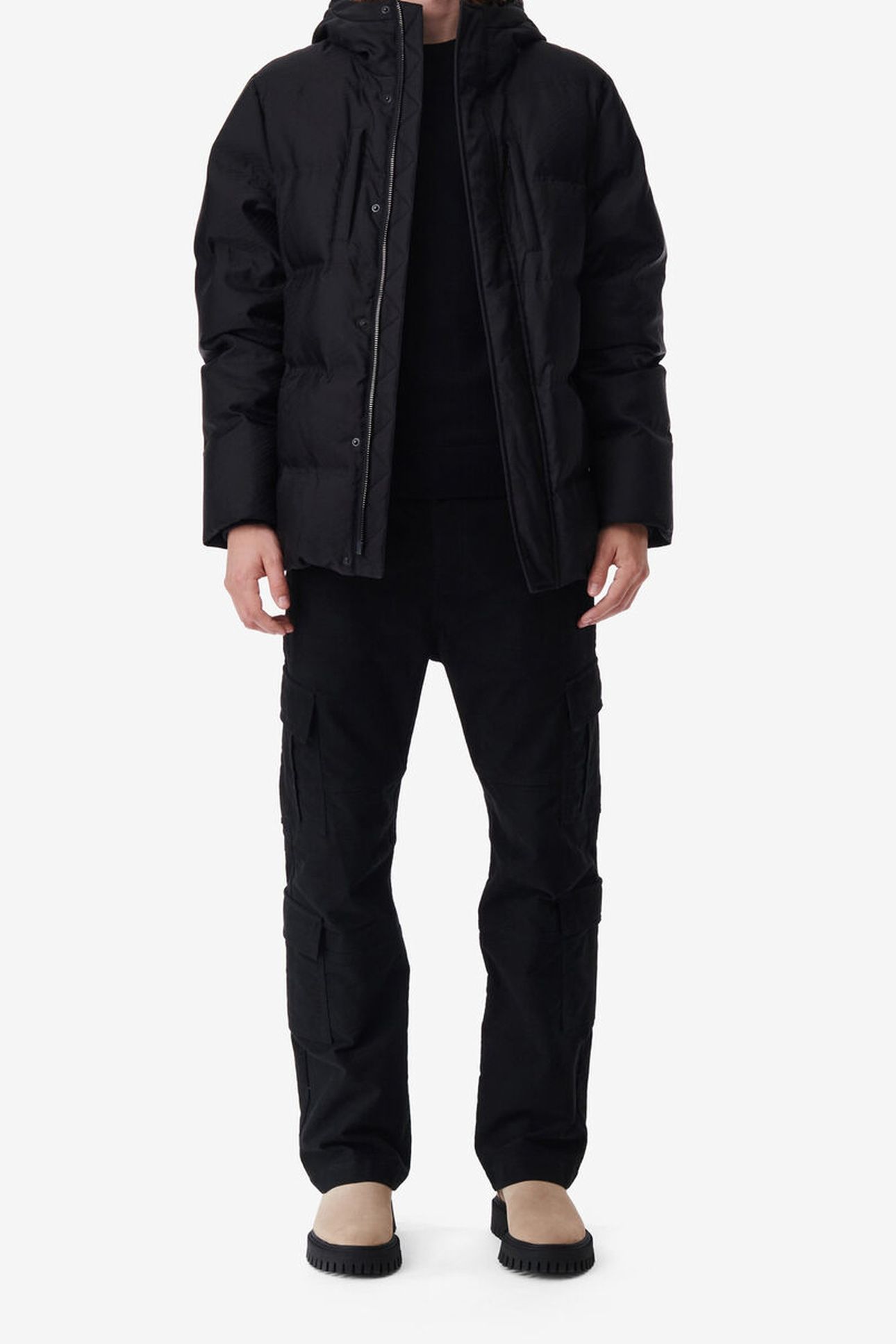 LINSA OUTERWEAR BLACK 4