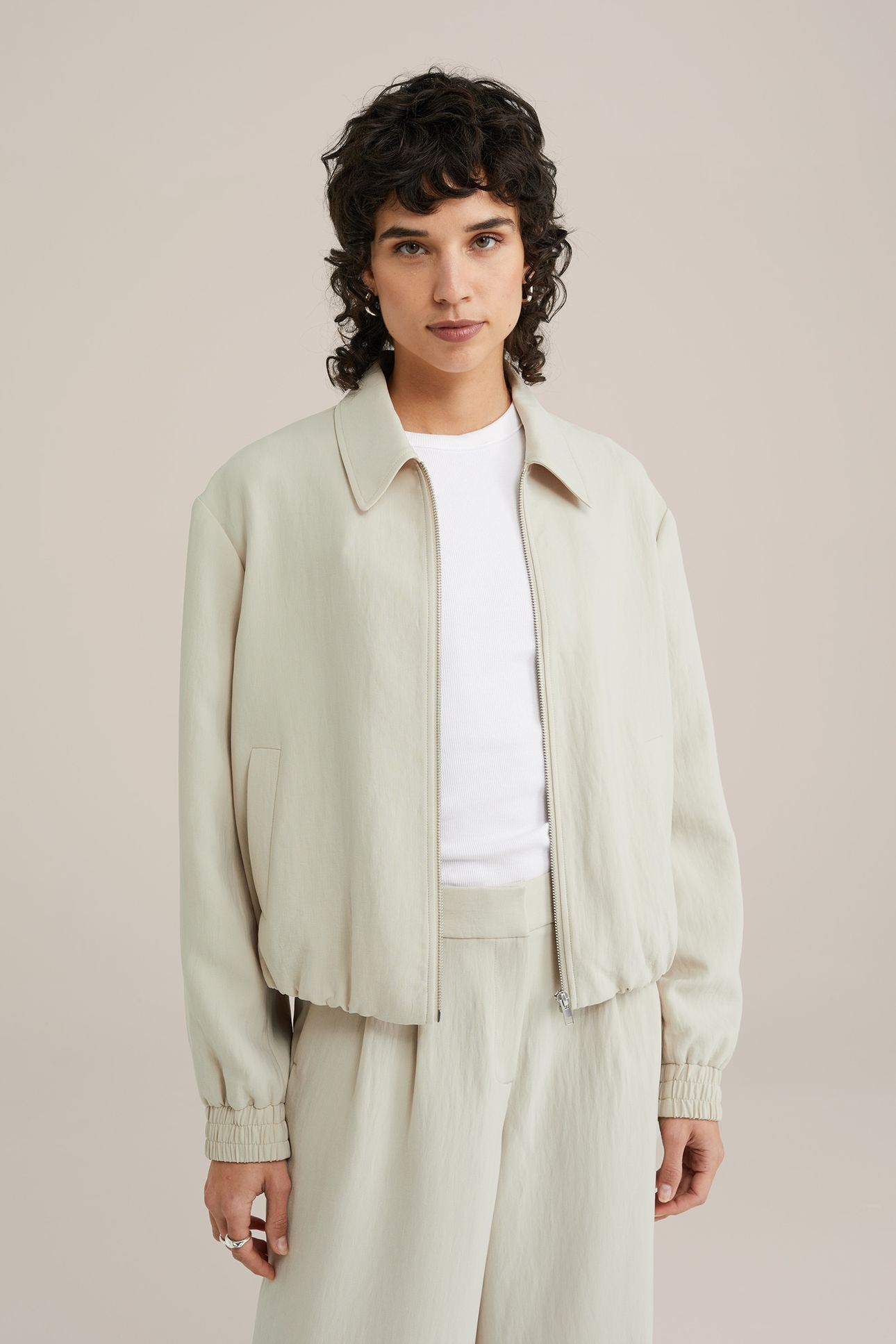 BOMBER BEIGE 3