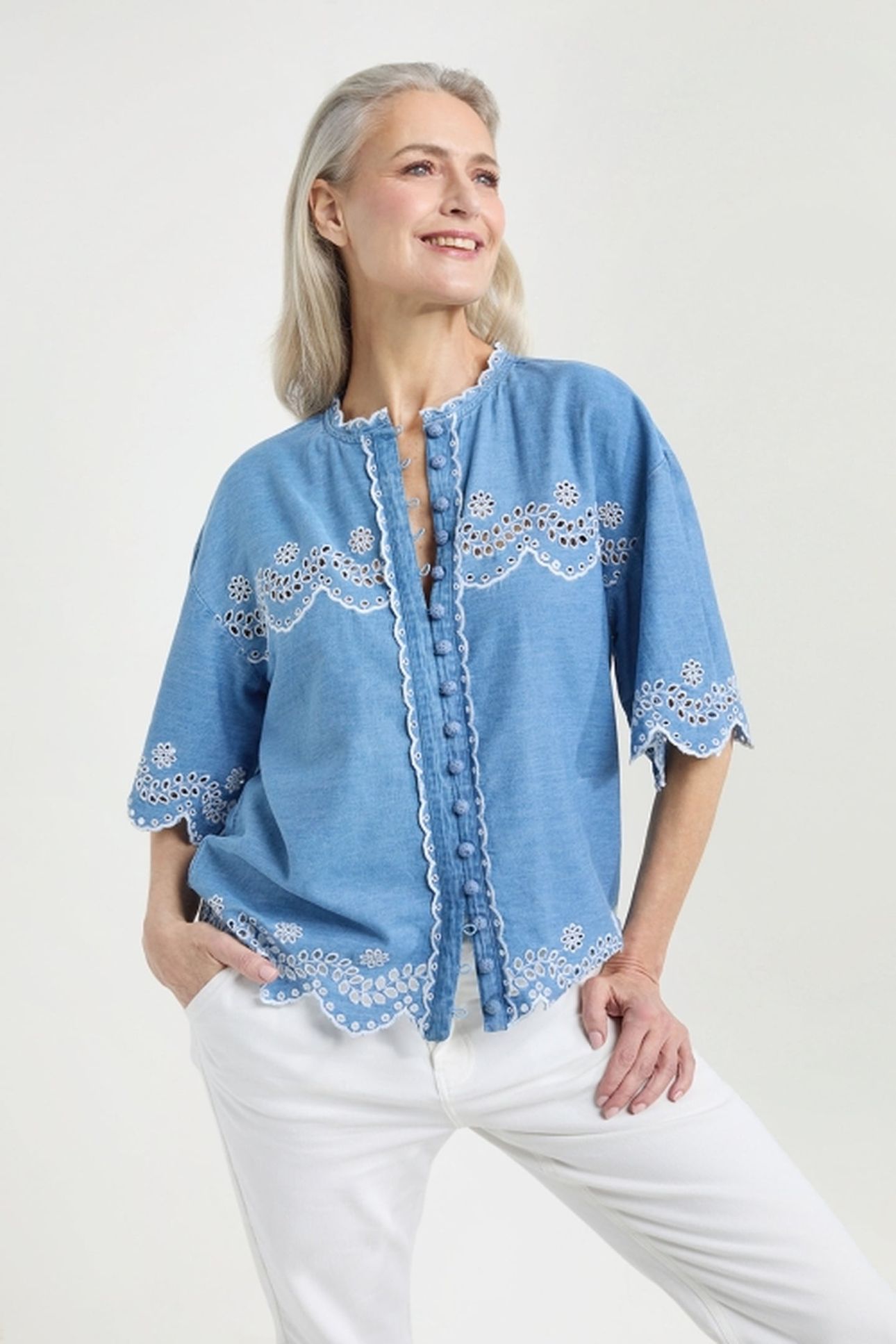 JUDITH BLOUSE LIGHT JEANS 1