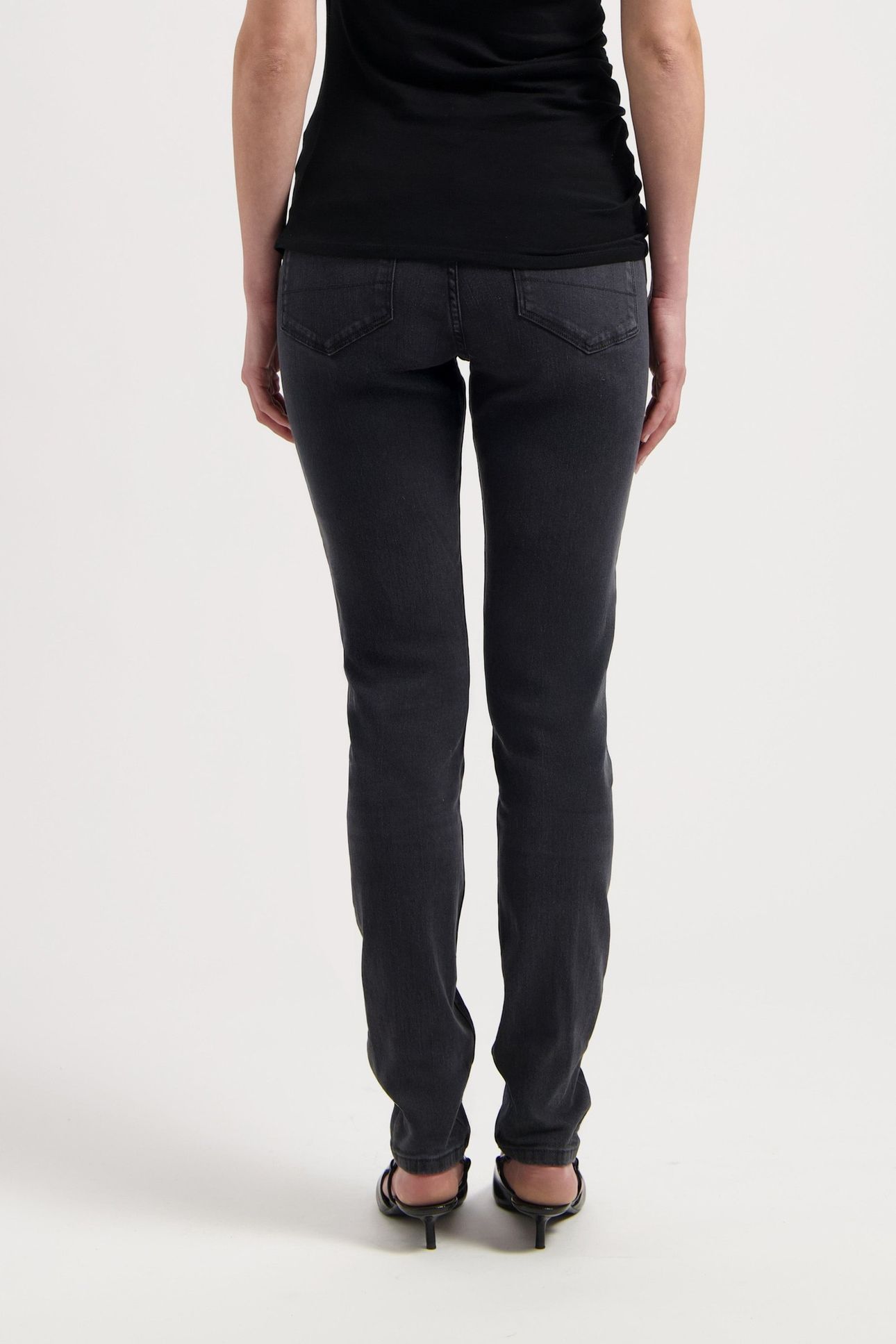 SKYLER MID SKINNY AUTHENTIC BLACK 4