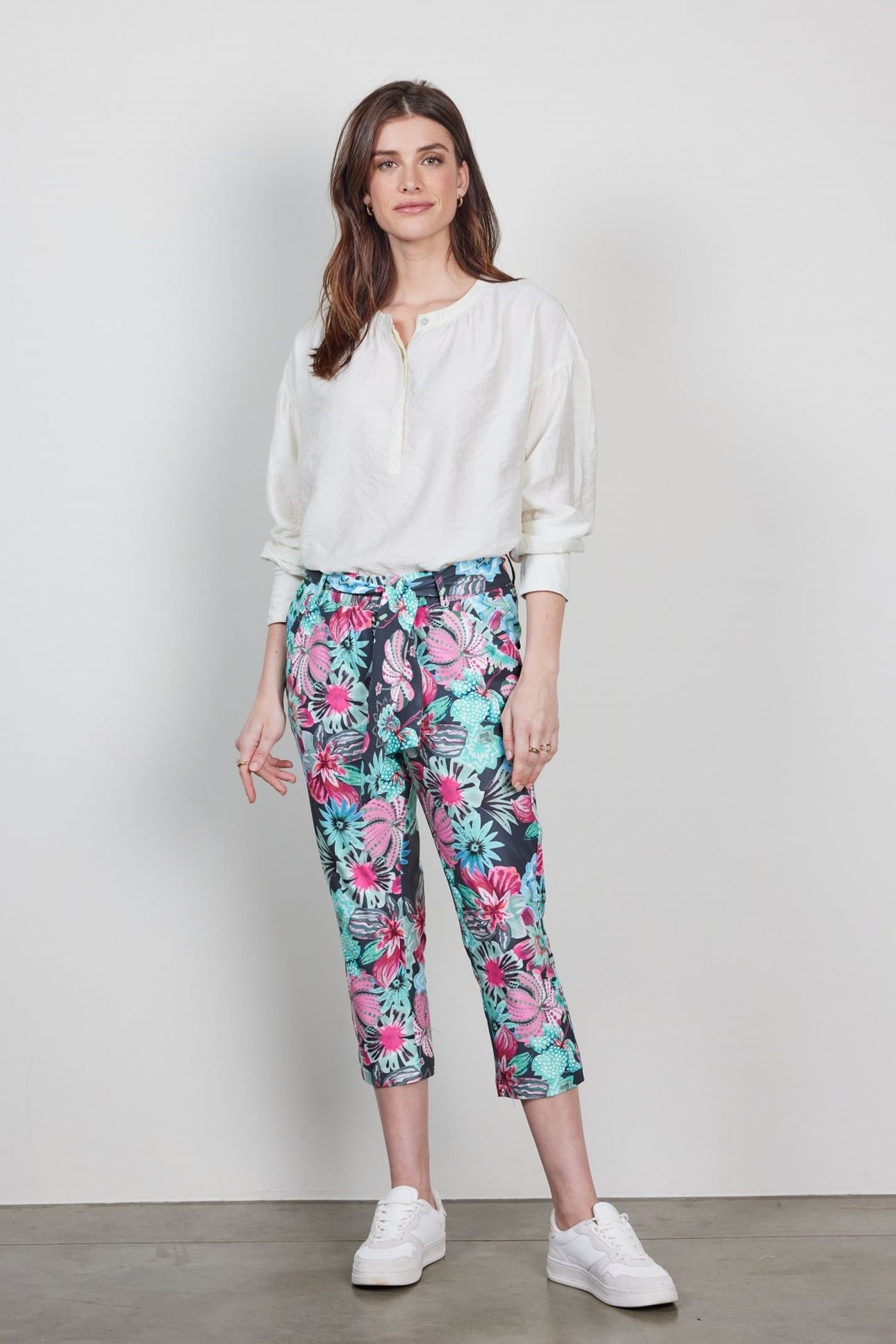TRAVEL CAPRI JOURNAL PRINT IN DARK SHADOW WITH FLORAL MEDLEY 1